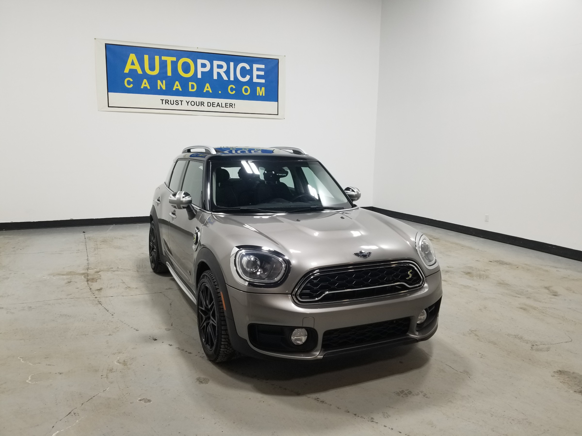 2018 MINI Countryman Hybrid Plug-in Cooper SE ALL4 AWD