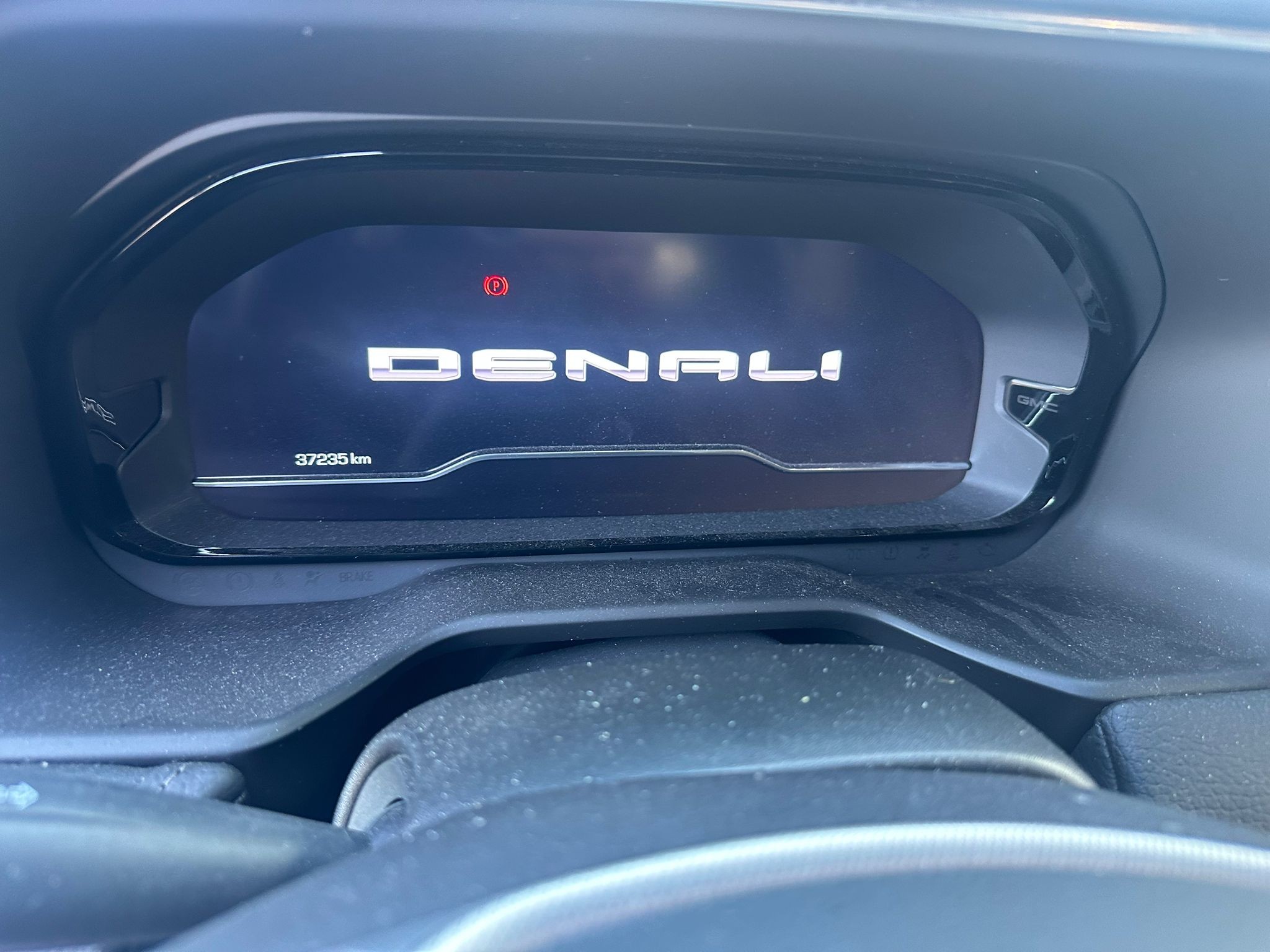 used 2024 GMC Yukon car, priced at $94,899