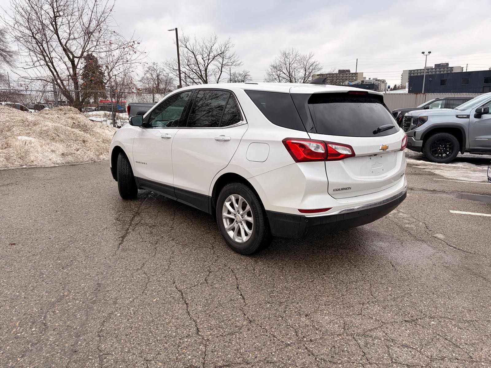 used 2018 Chevrolet Equinox car, priced at $5,700