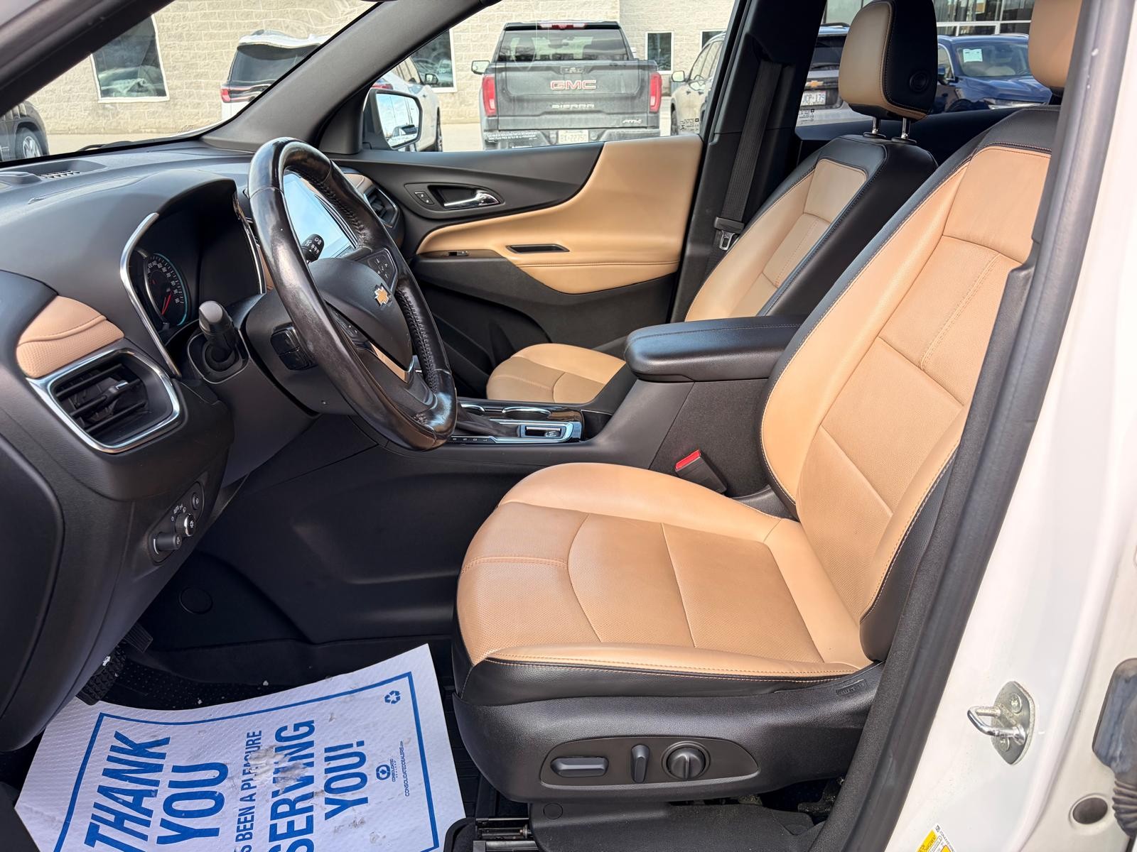 used 2022 Chevrolet Equinox car, priced at $27,400