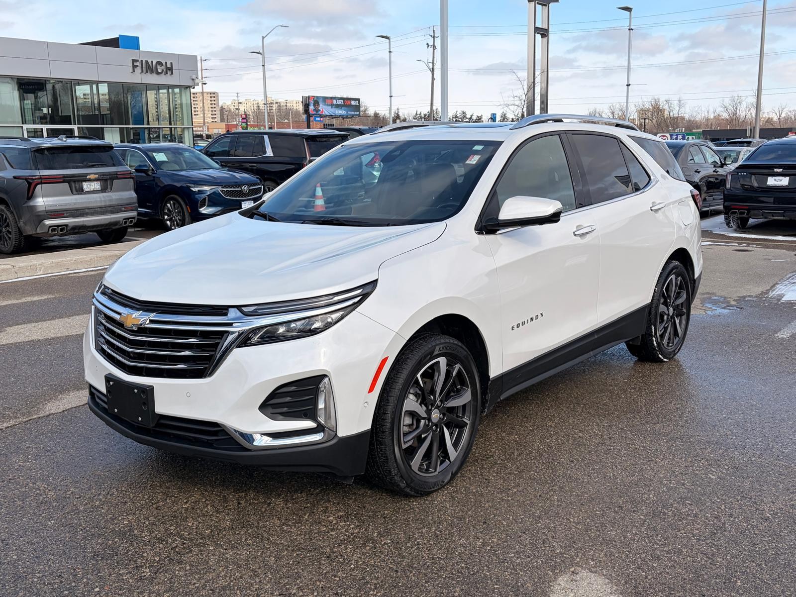 used 2022 Chevrolet Equinox car, priced at $27,400