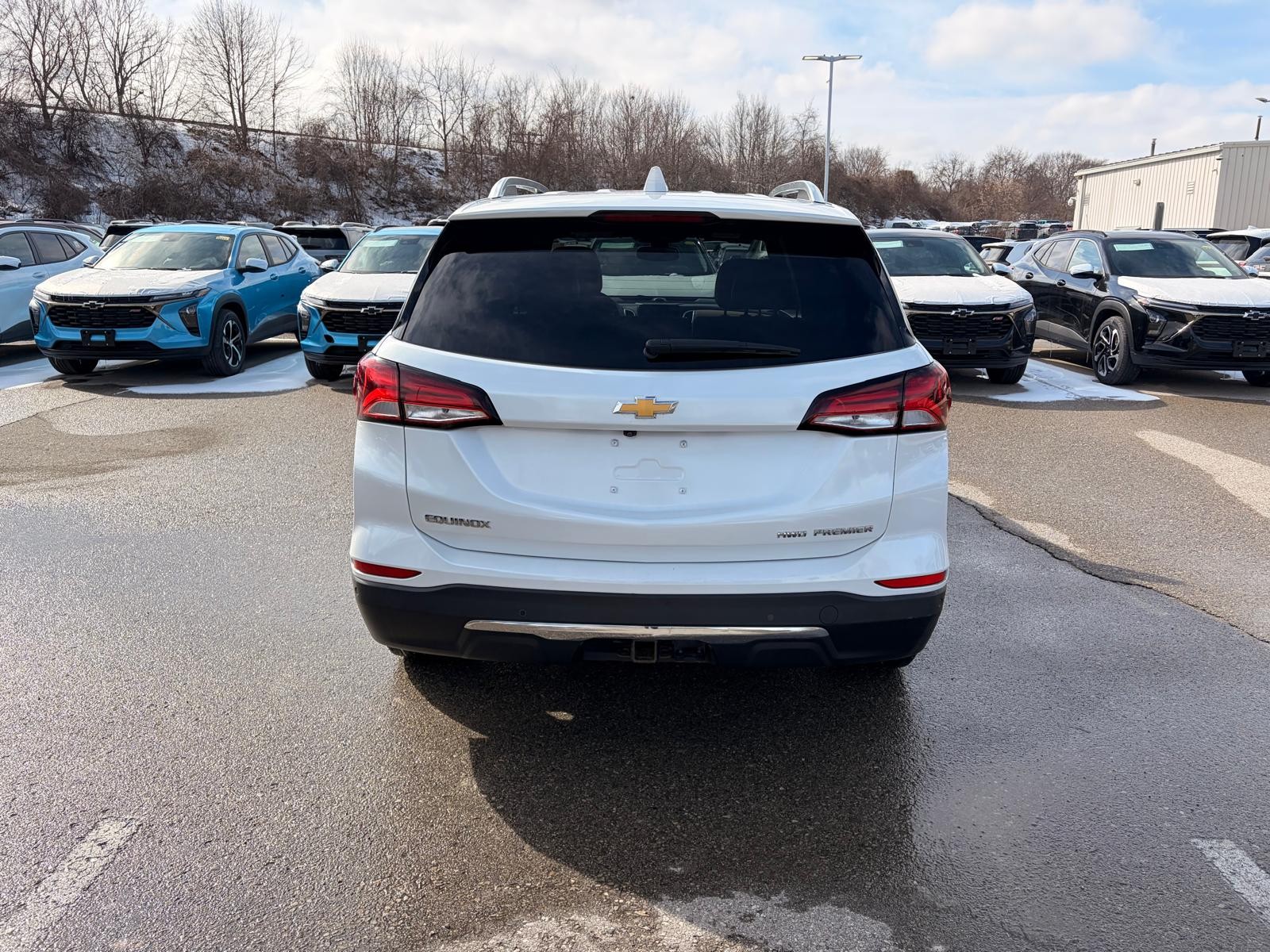 used 2022 Chevrolet Equinox car, priced at $27,400