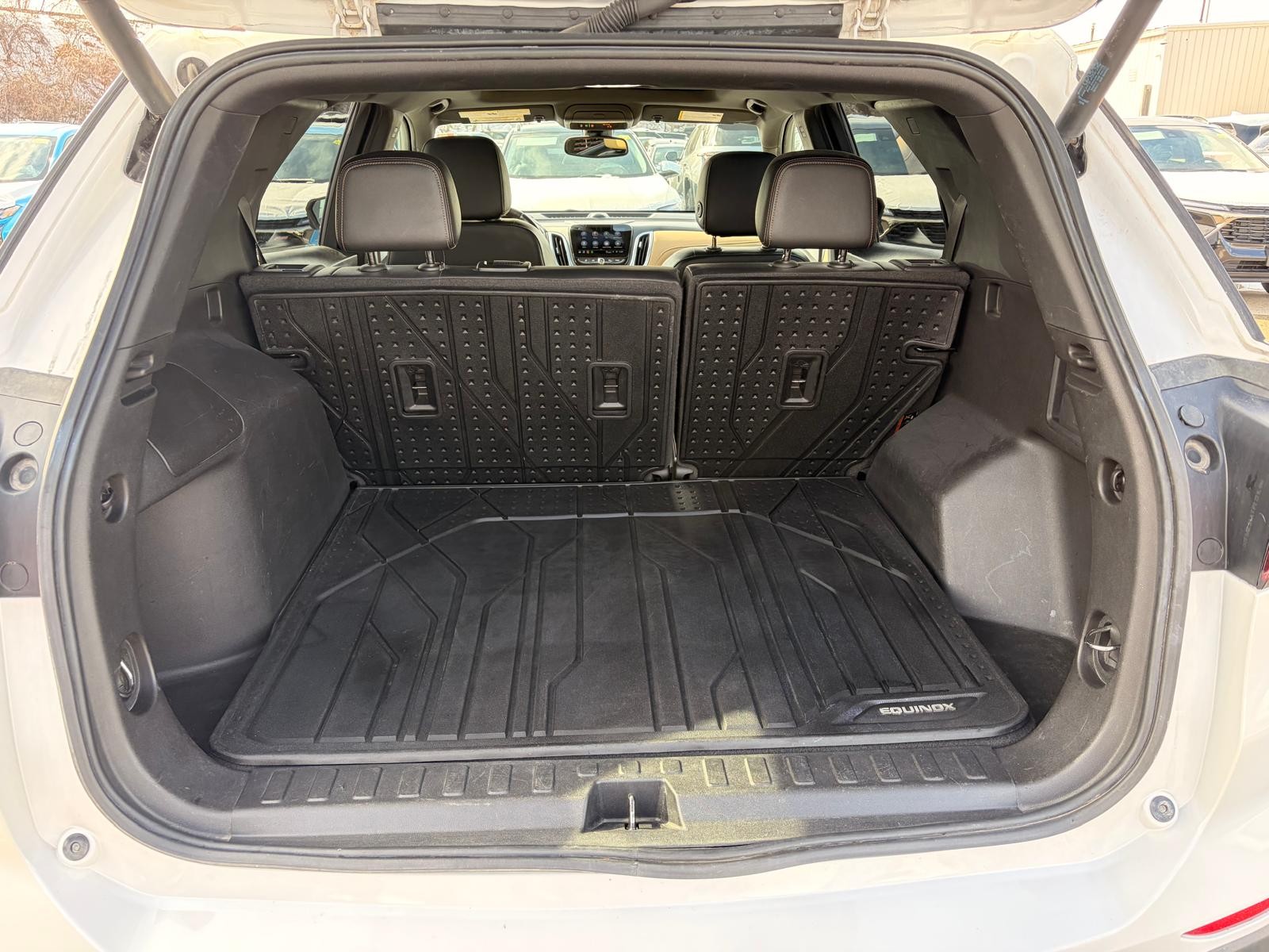 used 2022 Chevrolet Equinox car, priced at $27,400