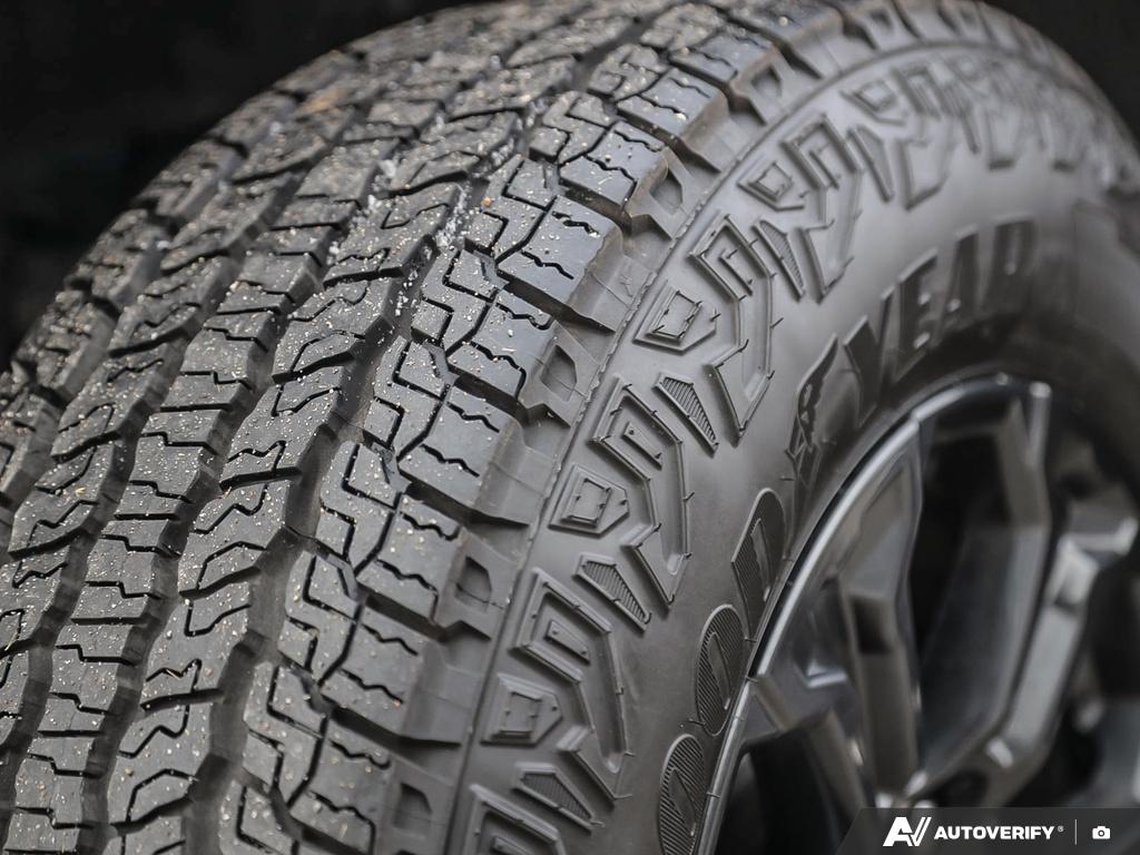 used 2024 GMC Canyon car, priced at $48,500