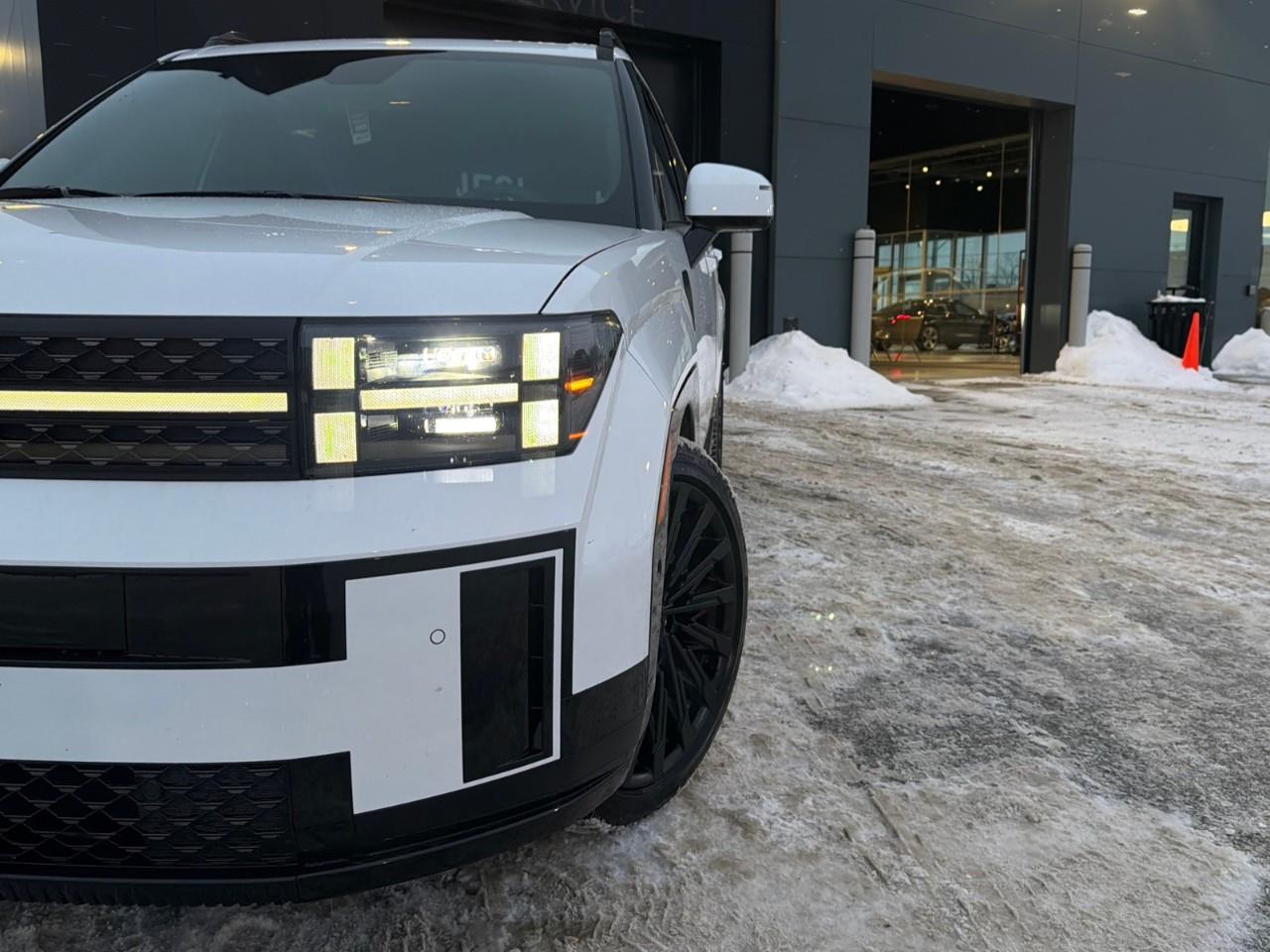 used 2025 Hyundai Santa Fe car