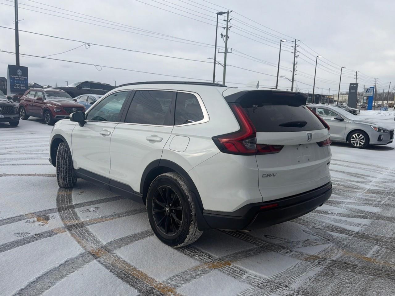 used 2023 Honda CR-V car