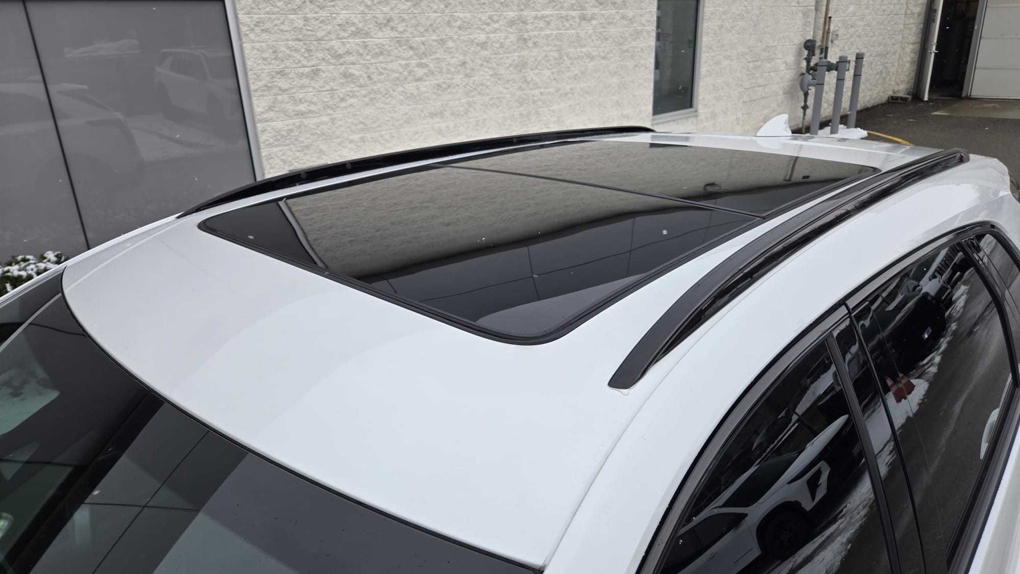 used 2024 Cadillac XT5 car, priced at $42,000