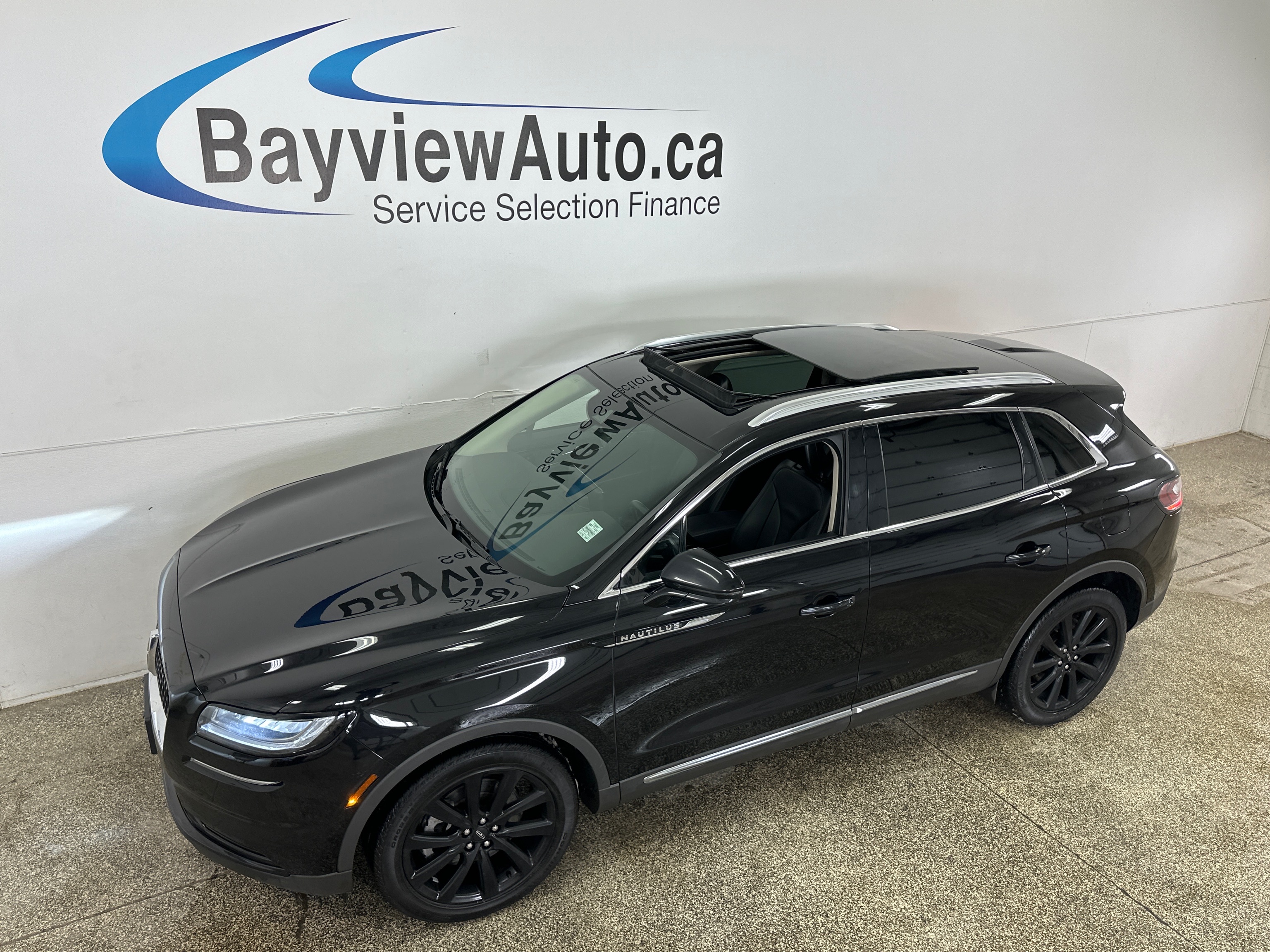 Lincoln Nautilus Reserve AWD