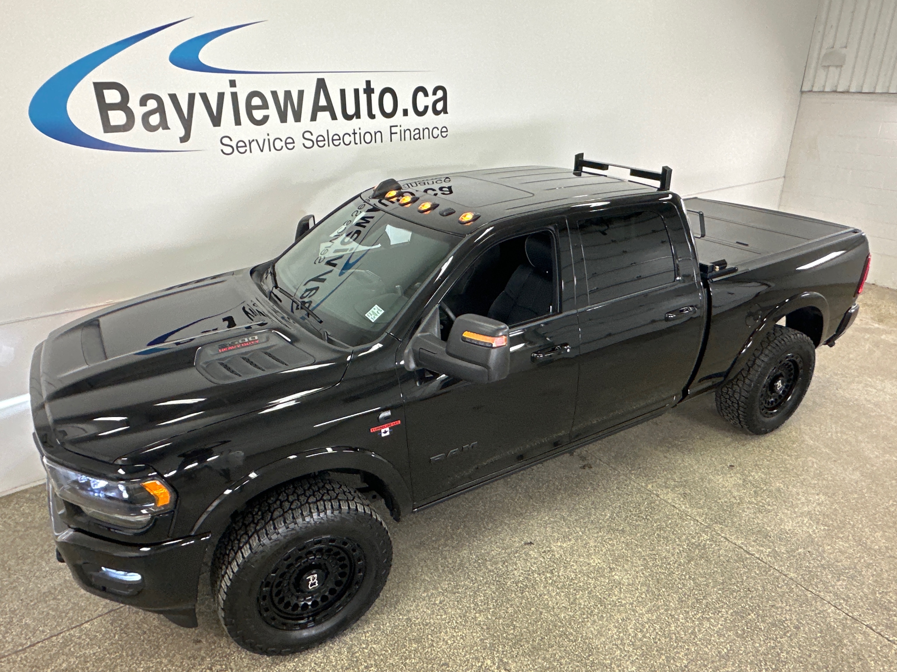 2024 RAM 2500 Limited Crew Cab 4WD