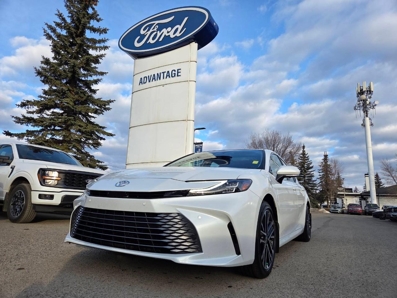 Toyota Camry XSE AWD 2025