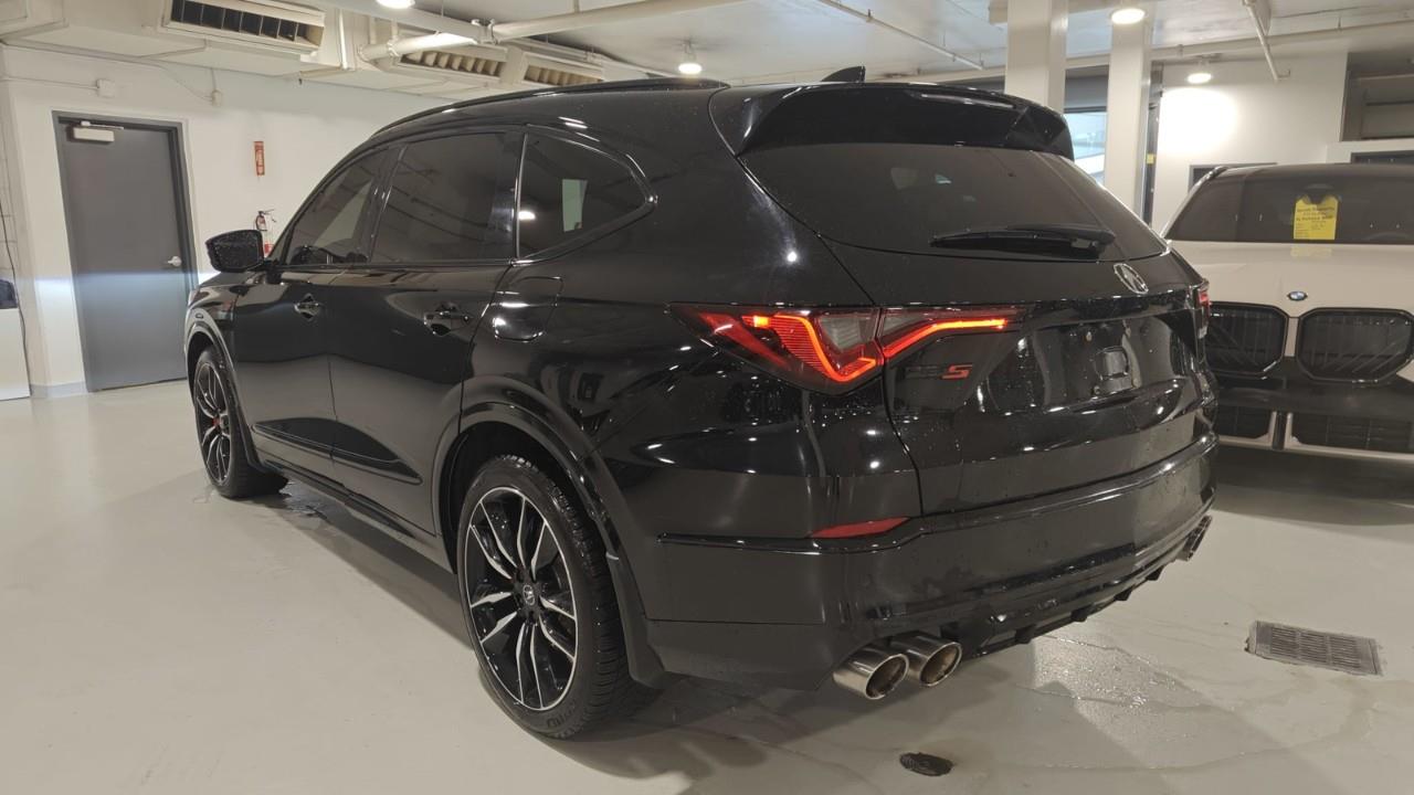 used 2022 Acura MDX car, priced at $44,992