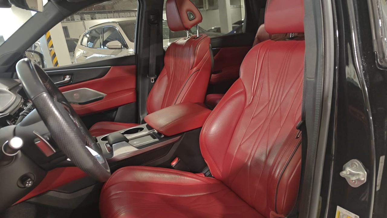 used 2022 Acura MDX car, priced at $44,992