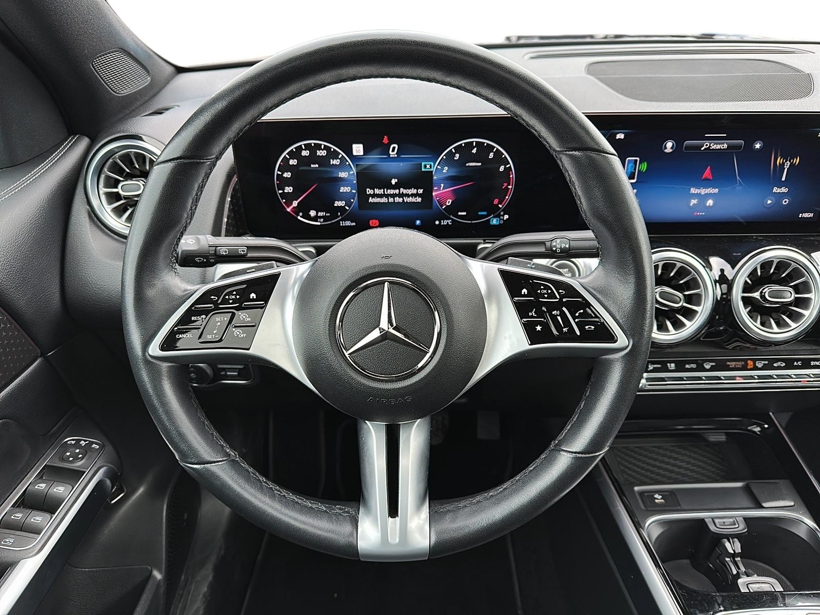 2024 Mercedes-Benz GLB 250 