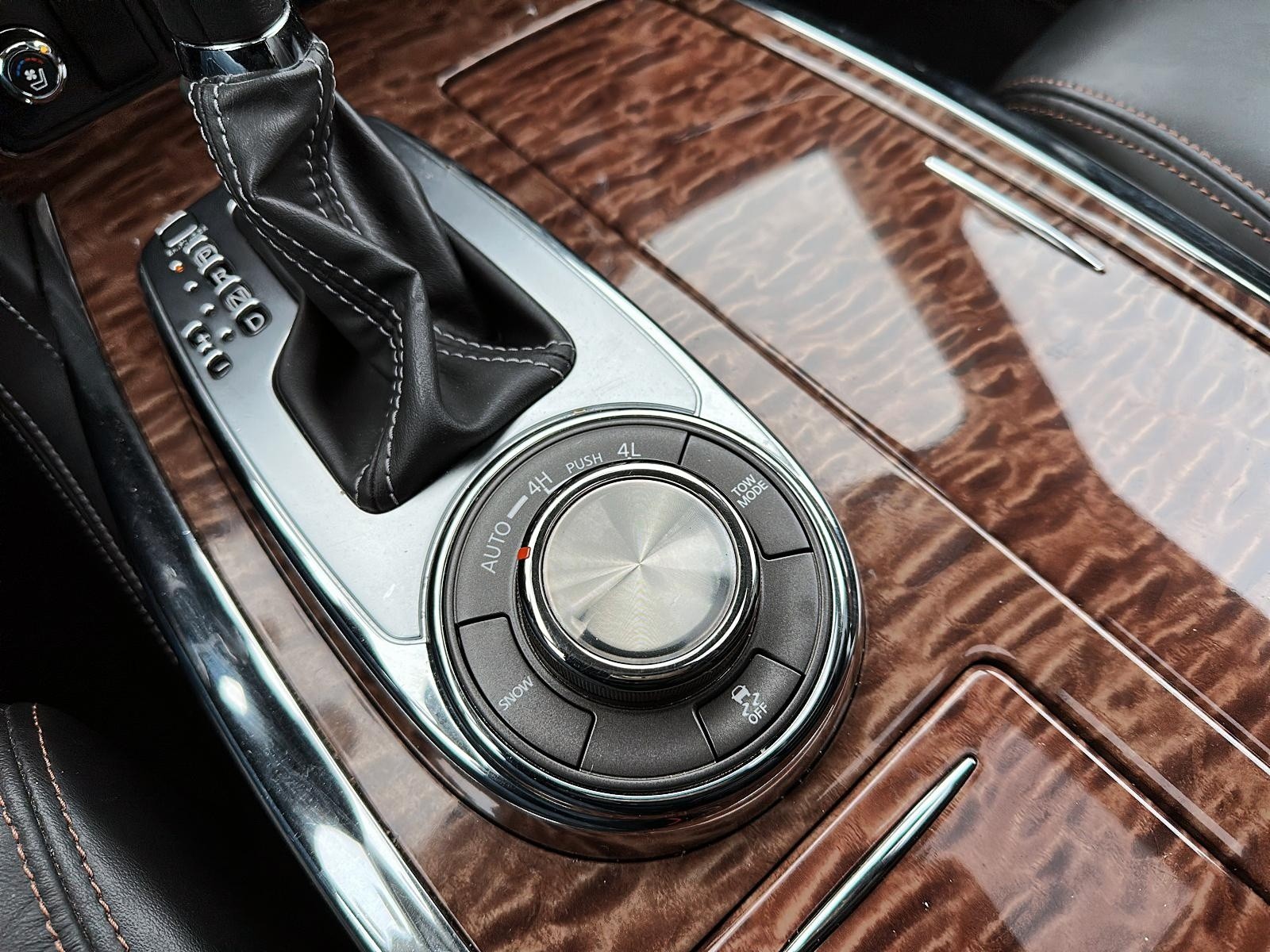 2020 Nissan Armada Platinum