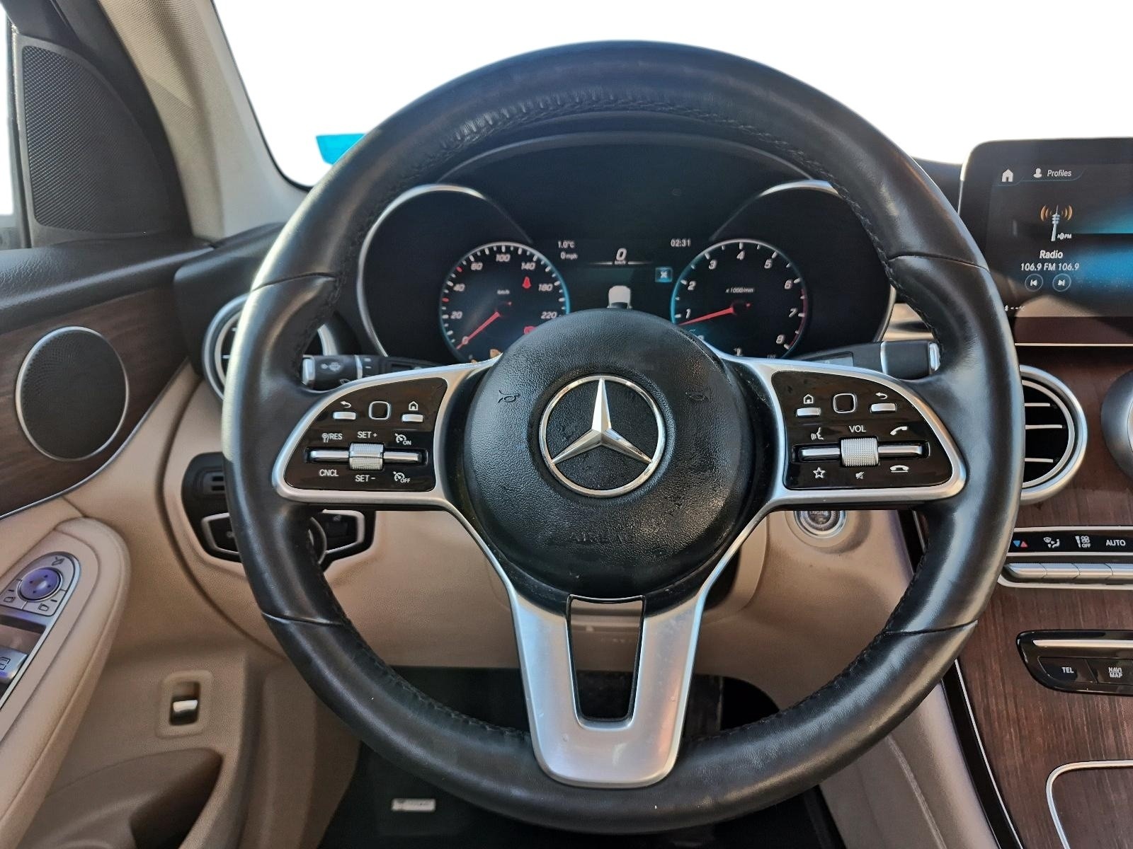 2021 Mercedes-Benz GLC 300 