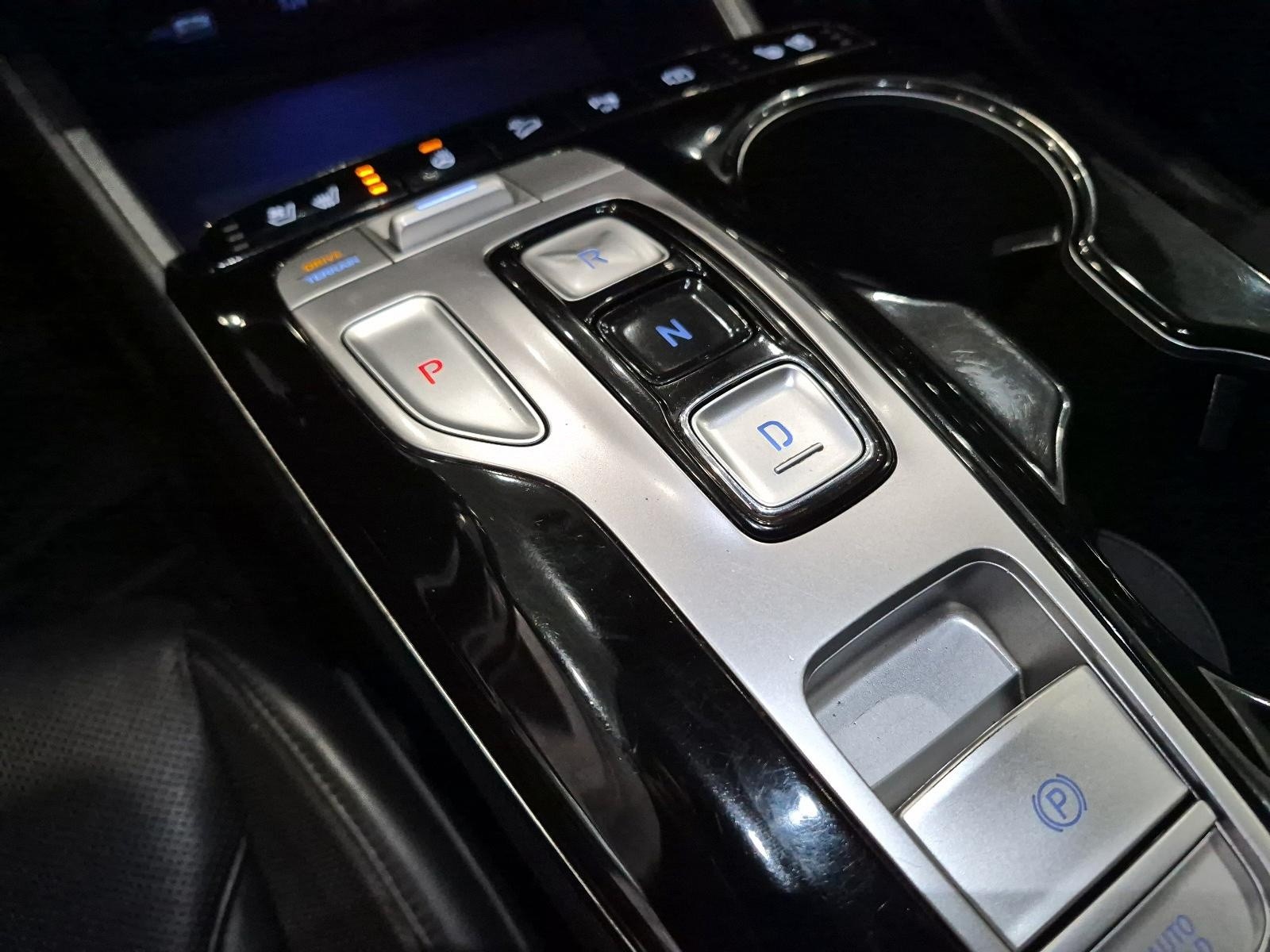 2022 Hyundai Tucson Hybrid Luxury