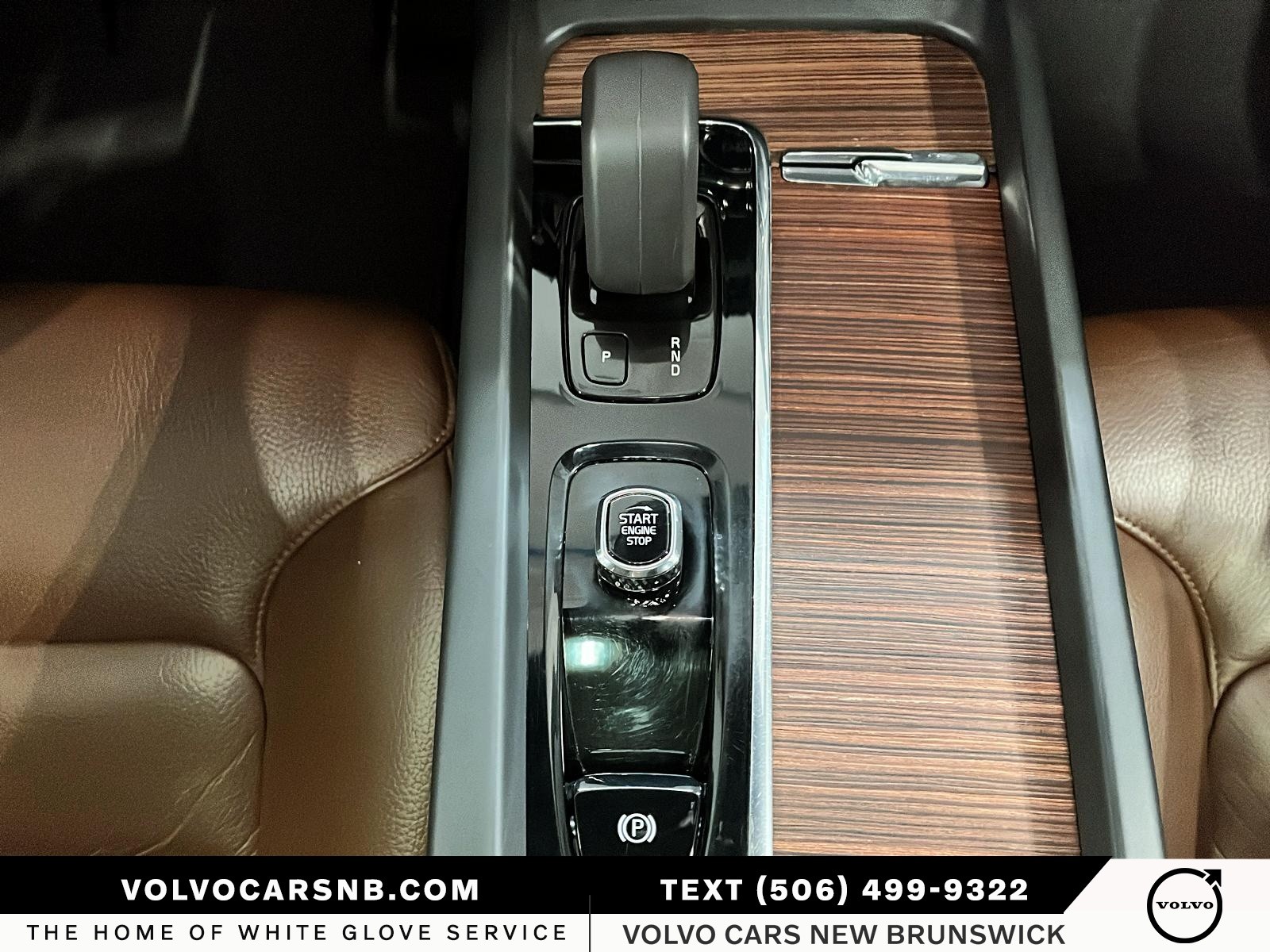 2022 Volvo XC60 B6 Momentum