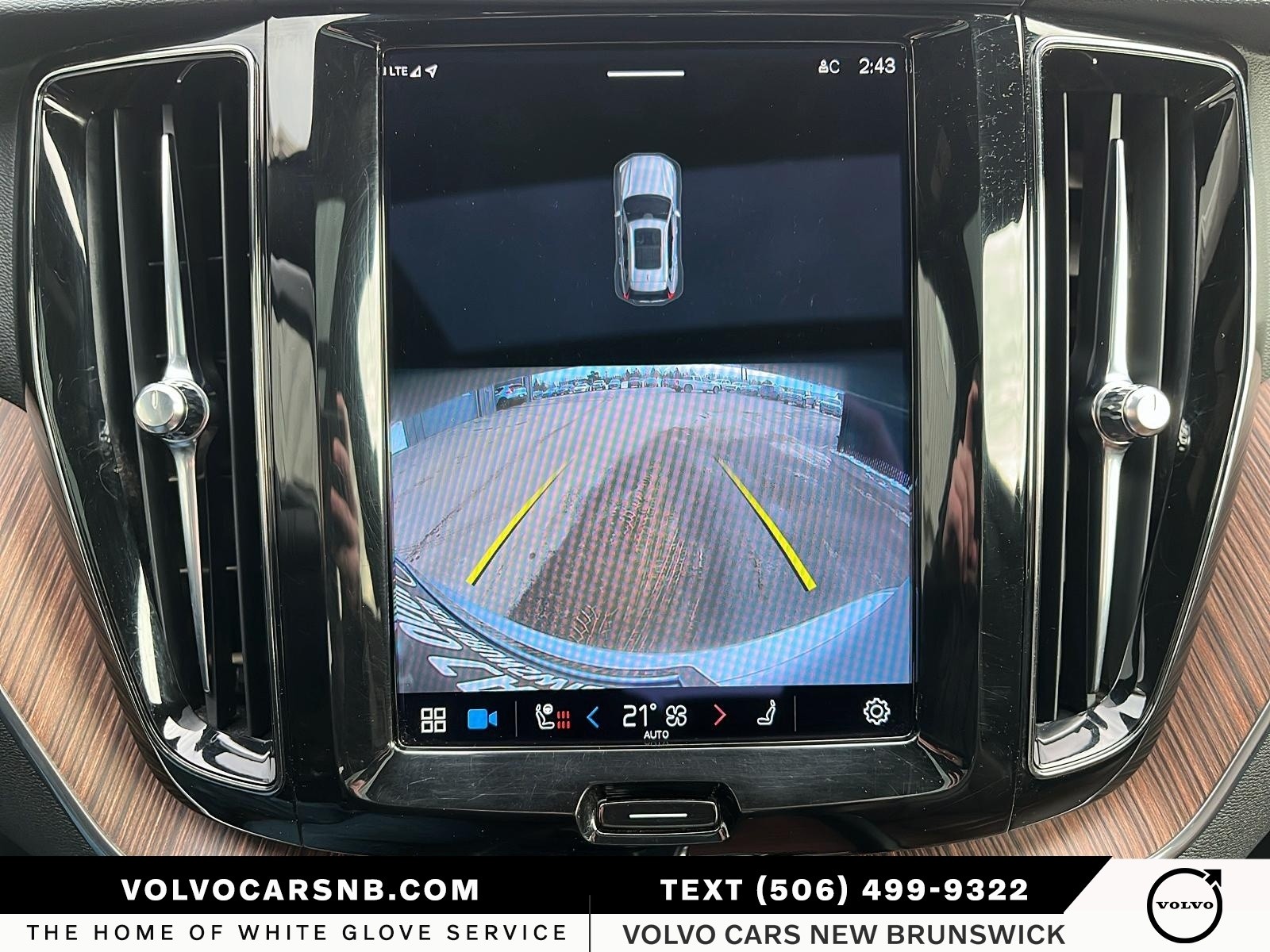 2022 Volvo XC60 B6 Momentum