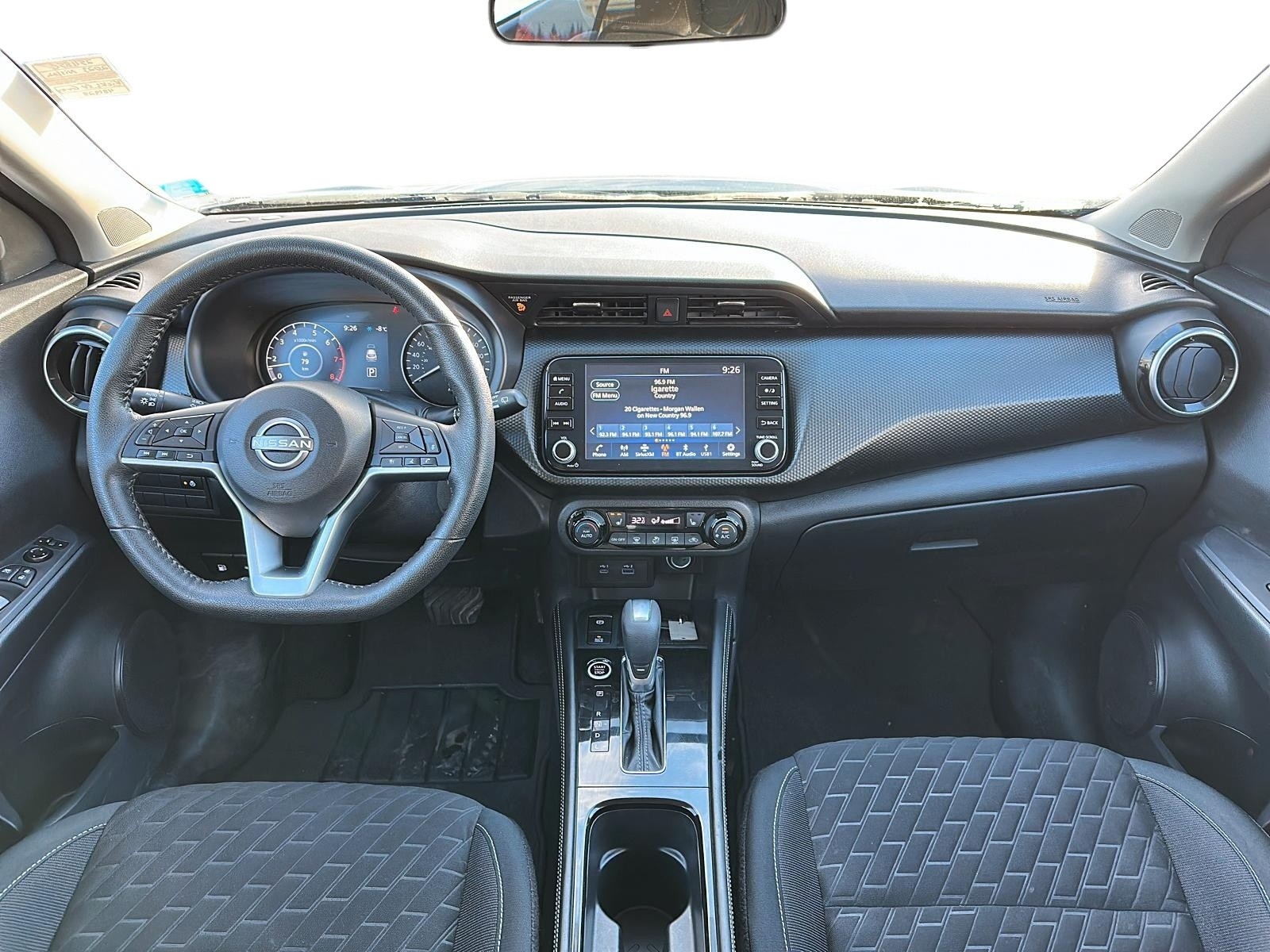 2023 Nissan Kicks SV