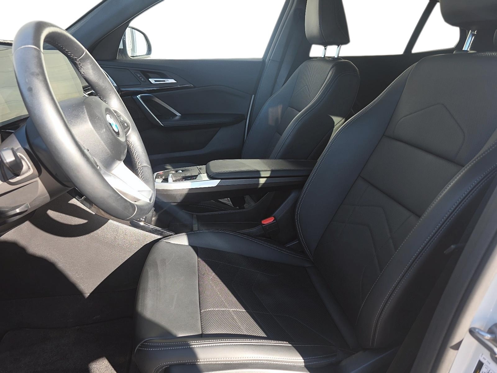 2025 BMW X2 xDrive28i