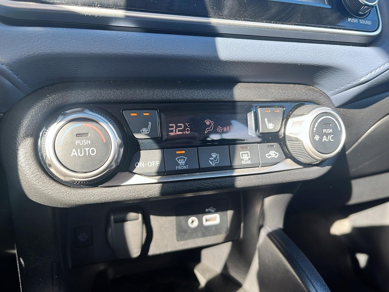 2024 Nissan Versa SV