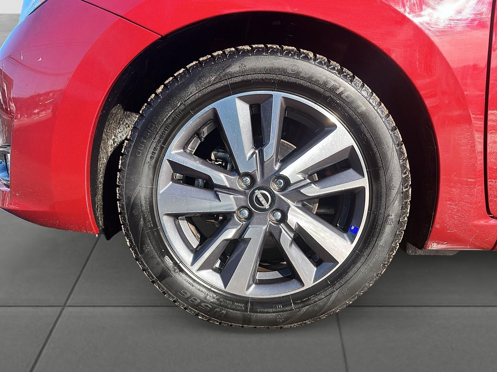 2024 Nissan Versa SV