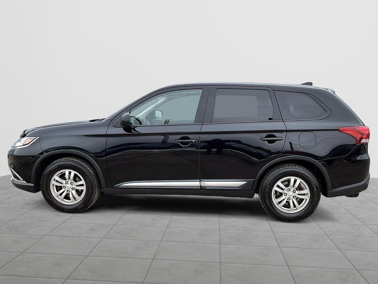 2018 Mitsubishi Outlander ES