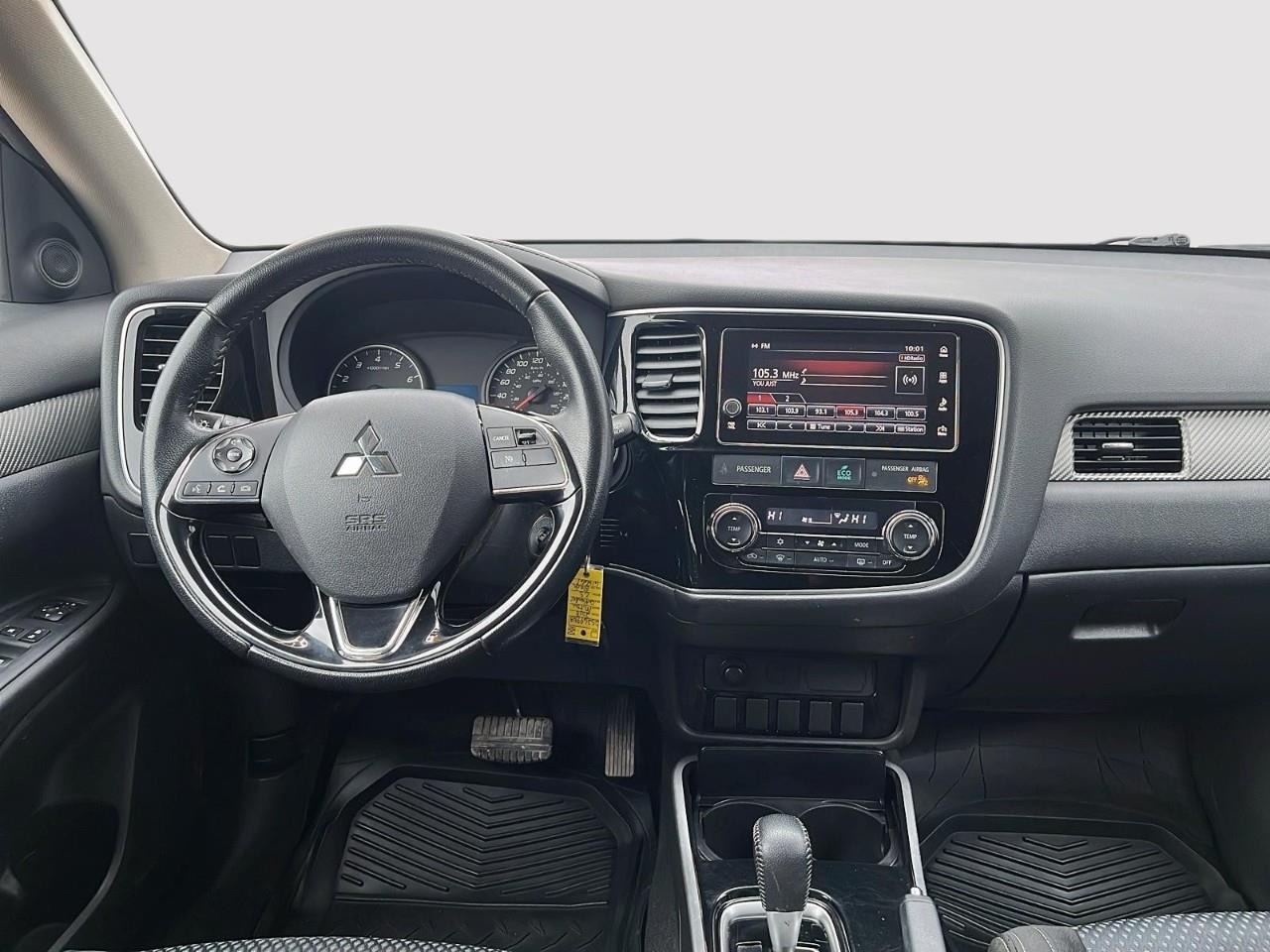 2018 Mitsubishi Outlander ES