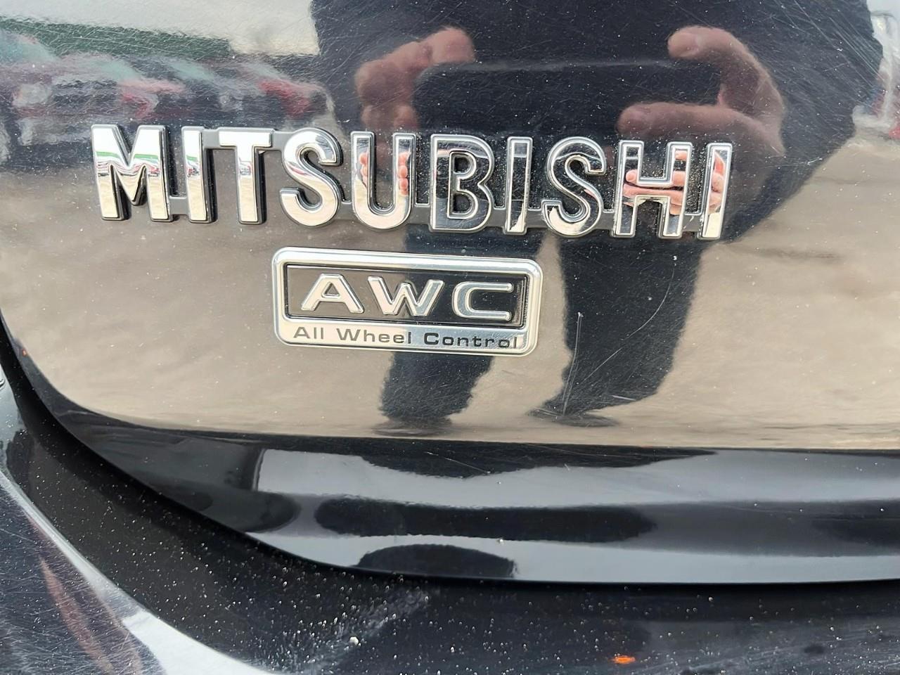 2018 Mitsubishi Outlander ES