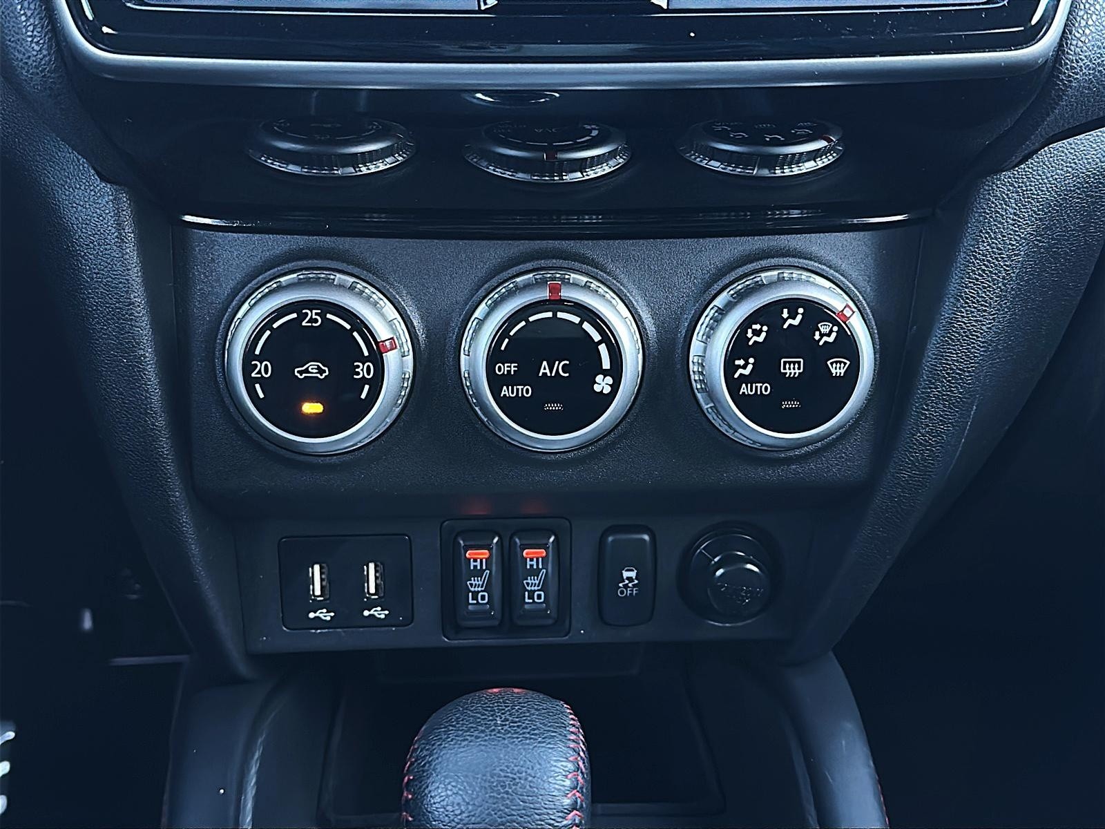 2020 Mitsubishi RVR SEL