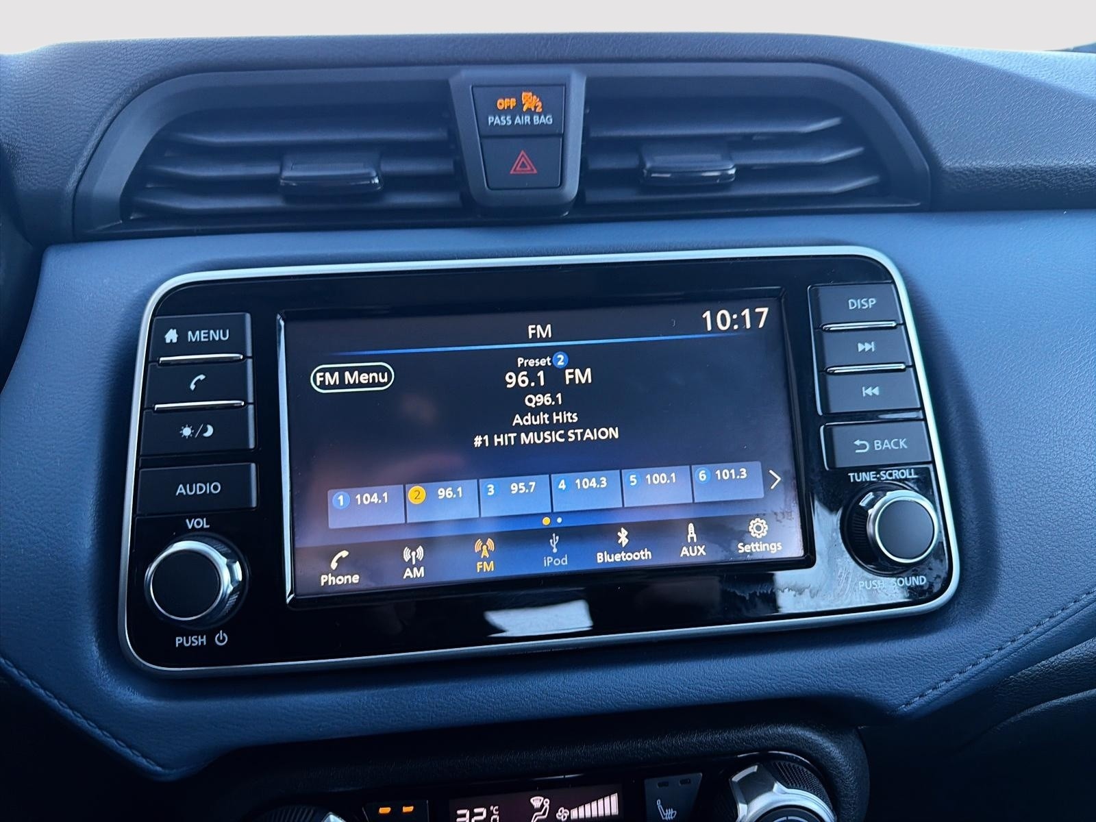 2024 Nissan Versa SV