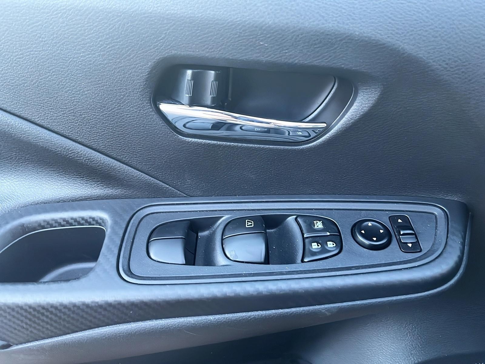 2024 Nissan Versa SV