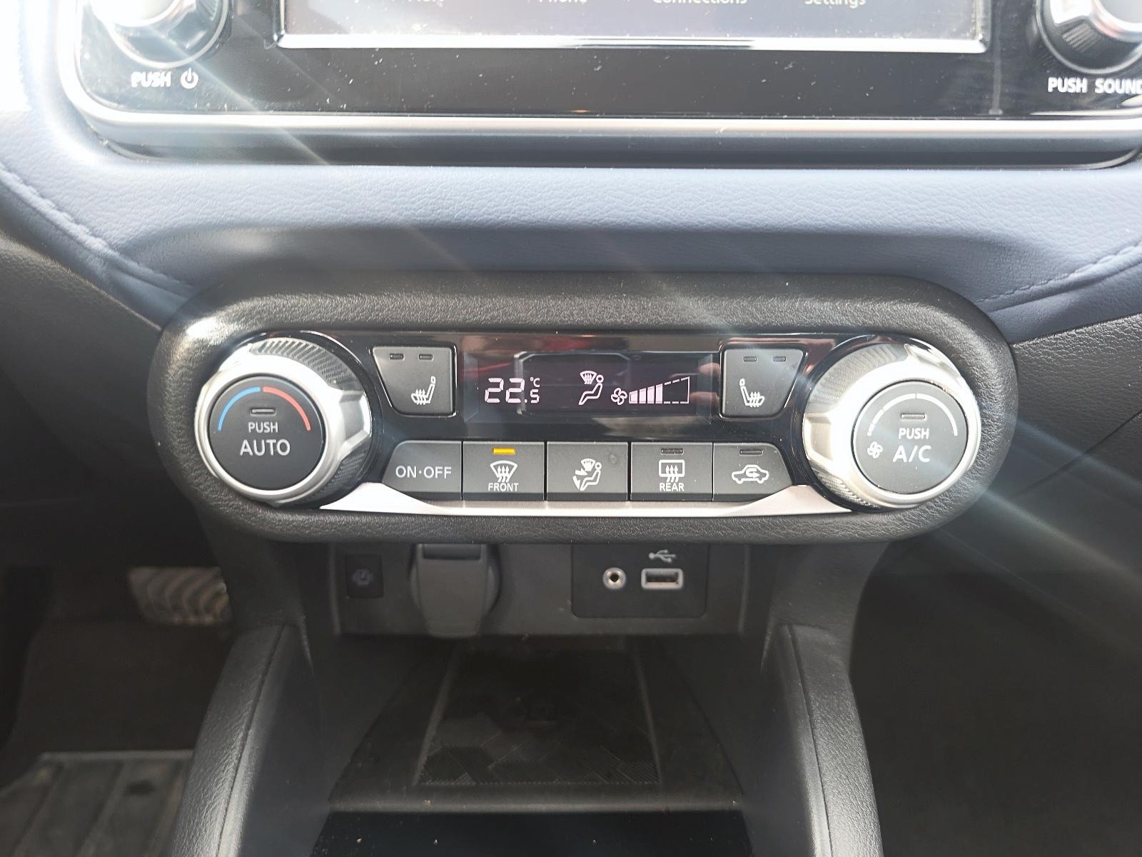 2024 Nissan Versa SV