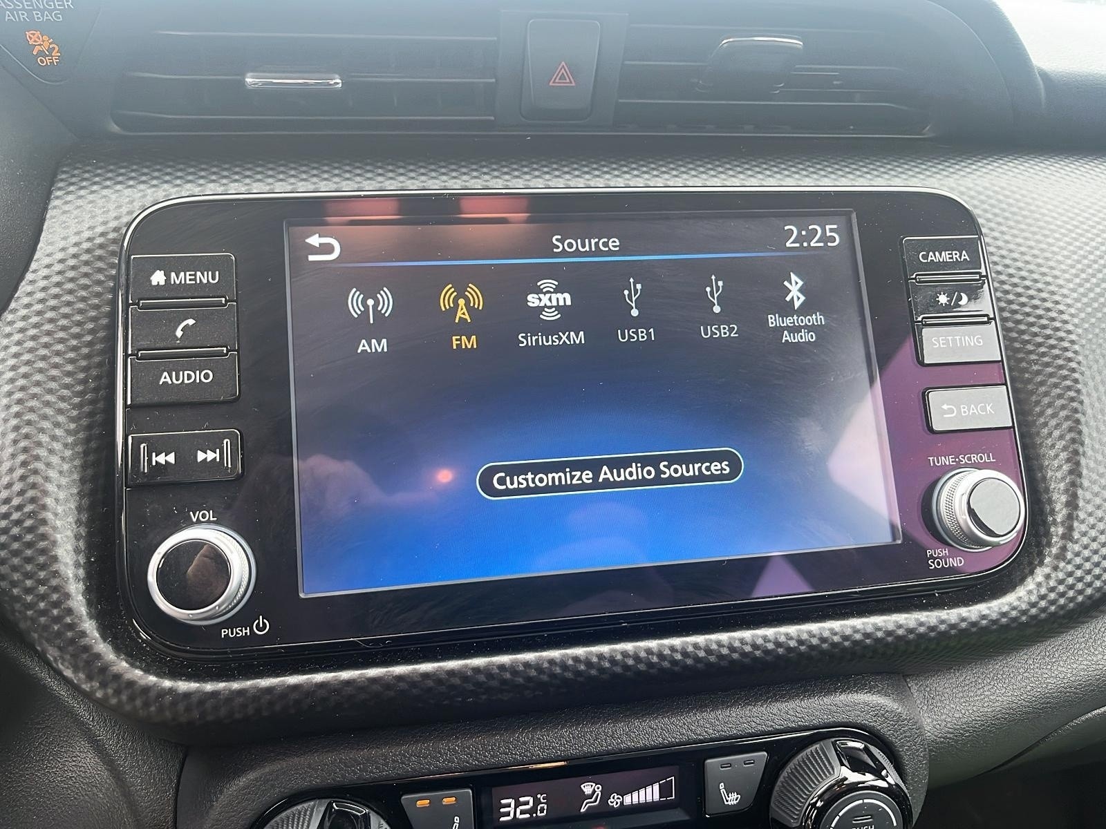 2025 Nissan Kicks Play SV