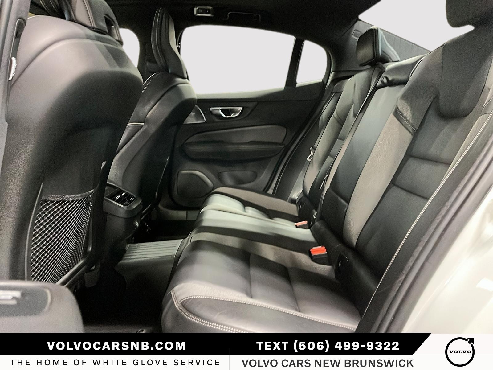 2022 Volvo S60 B5 R-Design