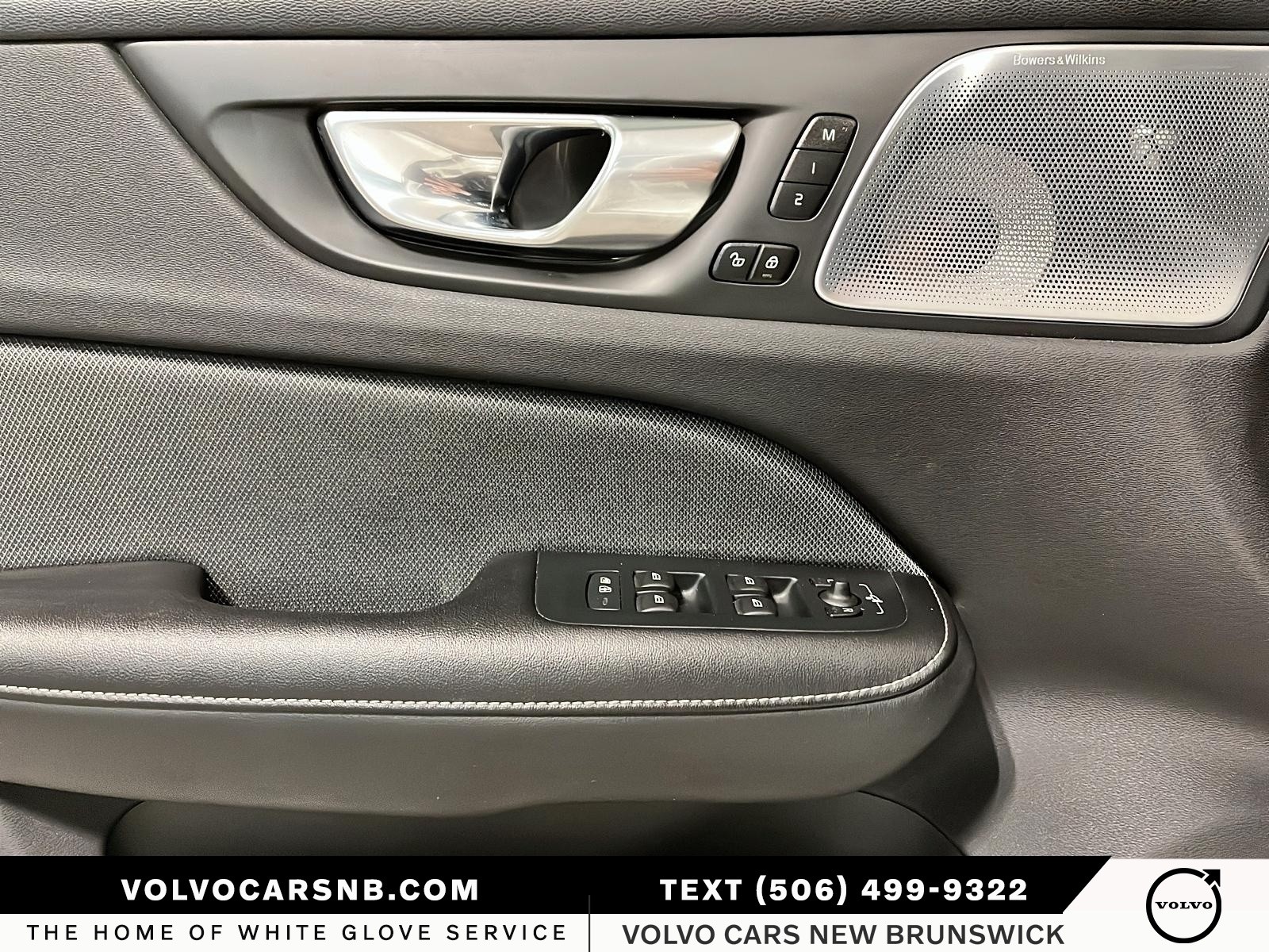 2022 Volvo S60 B5 R-Design