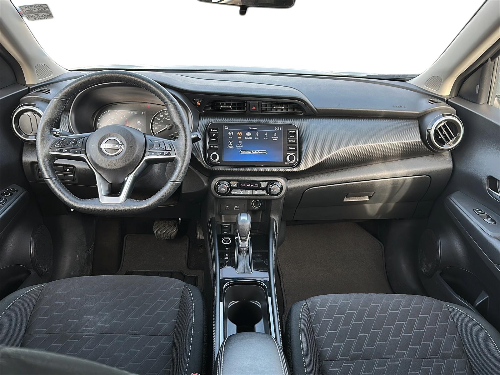 2025 Nissan Kicks Play SV