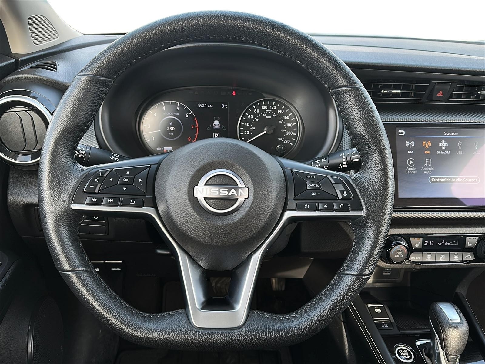 2025 Nissan Kicks Play SV