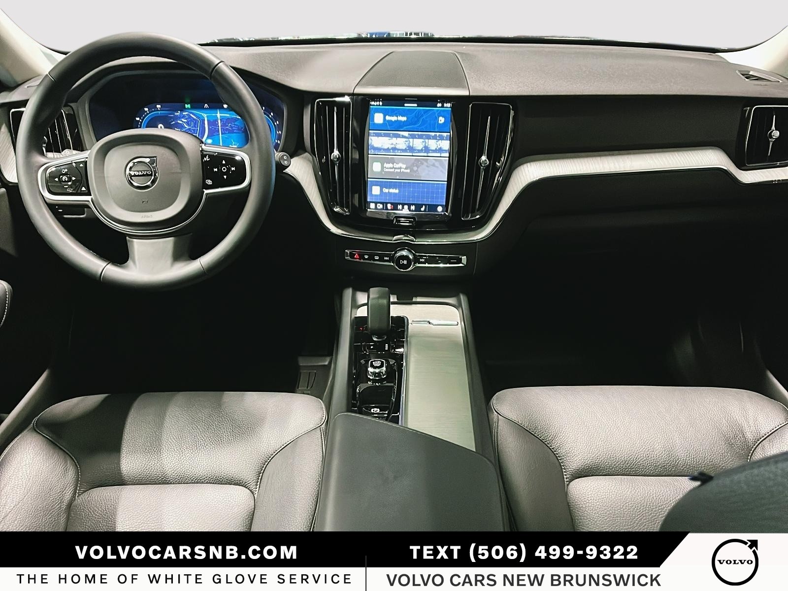 2025 Volvo XC60 B5 Plus Dark Theme