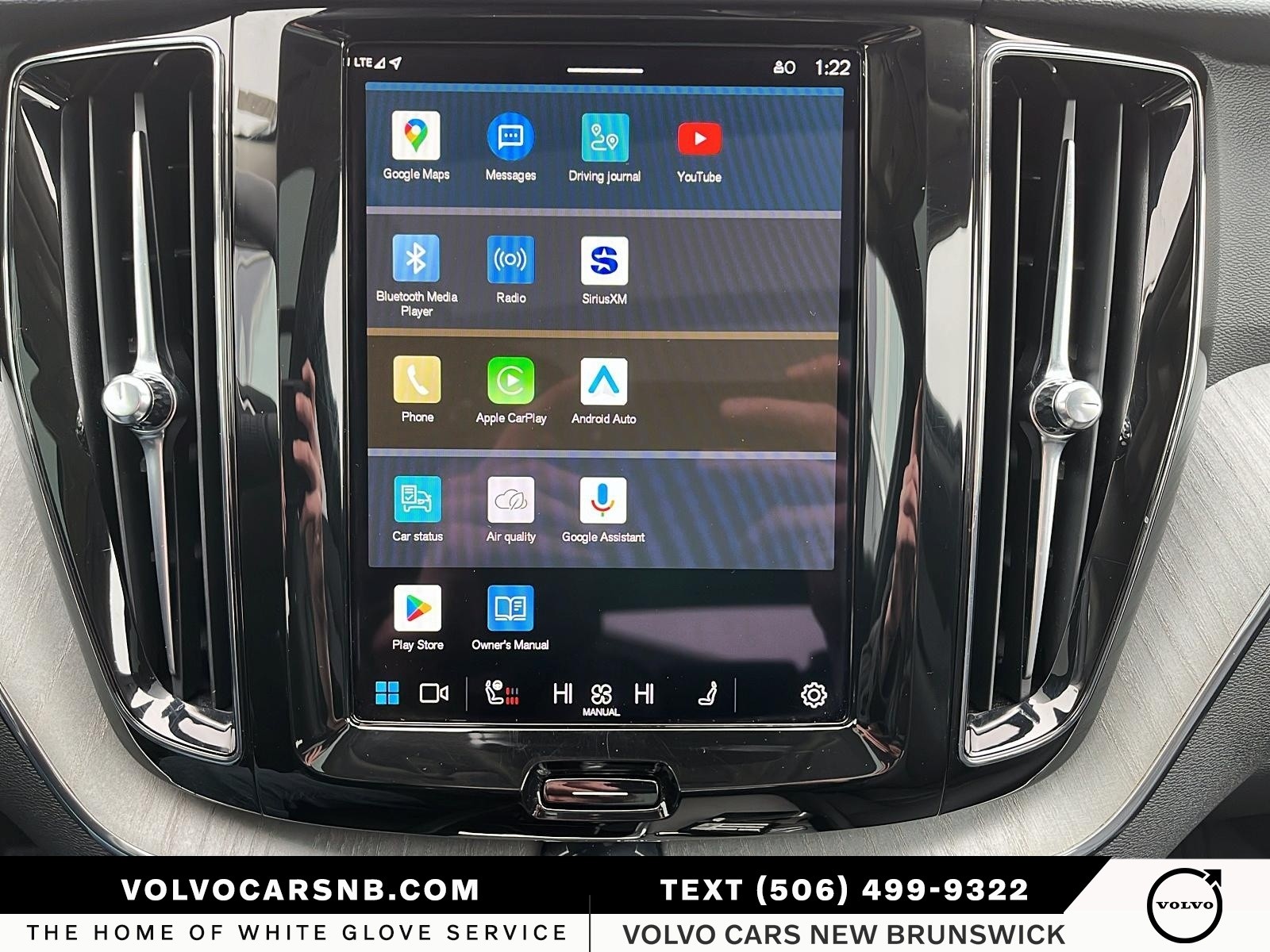 2025 Volvo XC60 B5 Plus Dark Theme