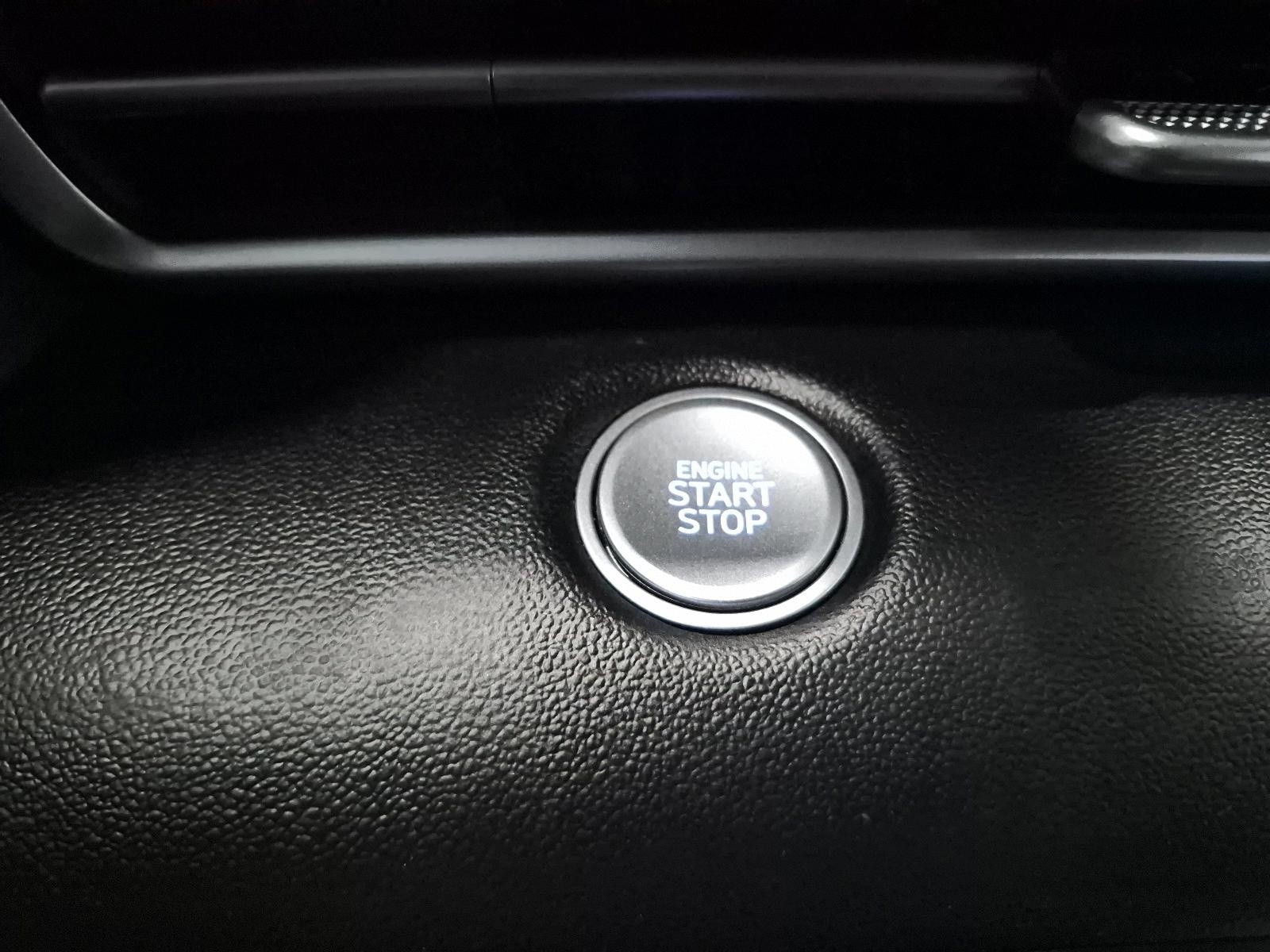 2023 Hyundai Elantra Preferred