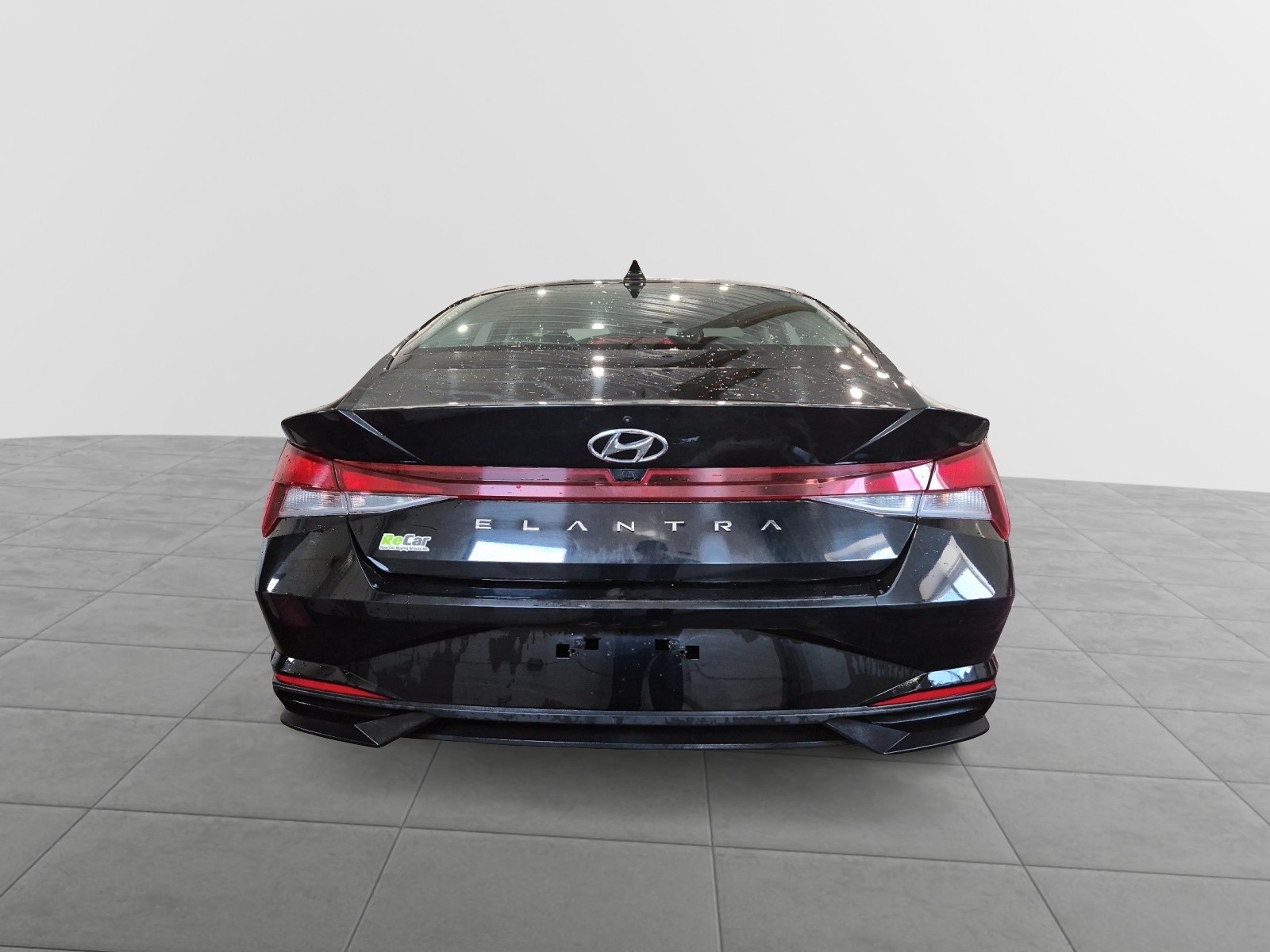 2023 Hyundai Elantra Preferred