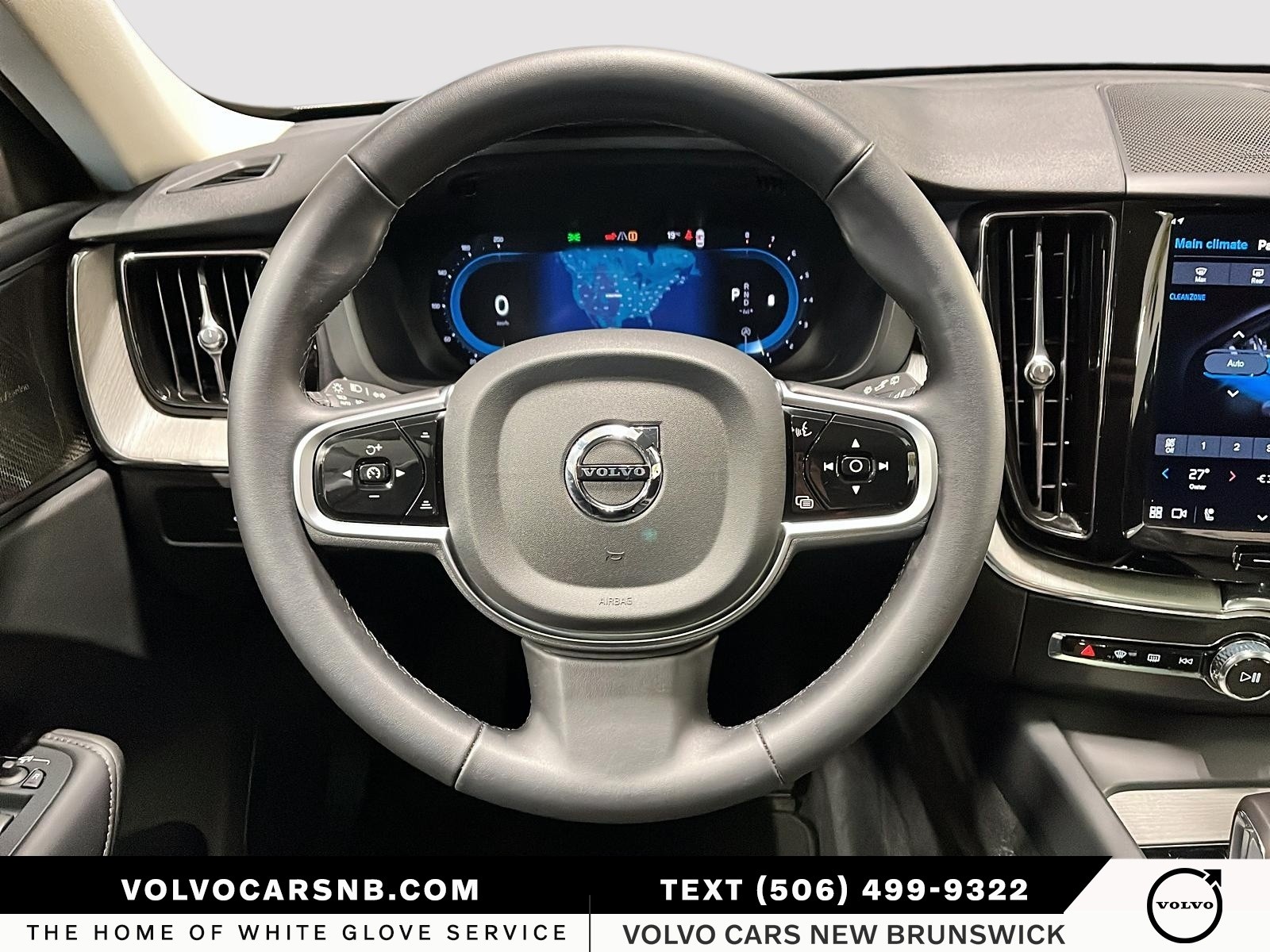 2025 Volvo XC60 B5 Plus Dark Theme