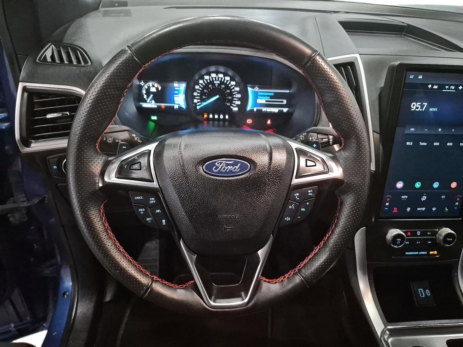 2022 Ford Edge ST Line