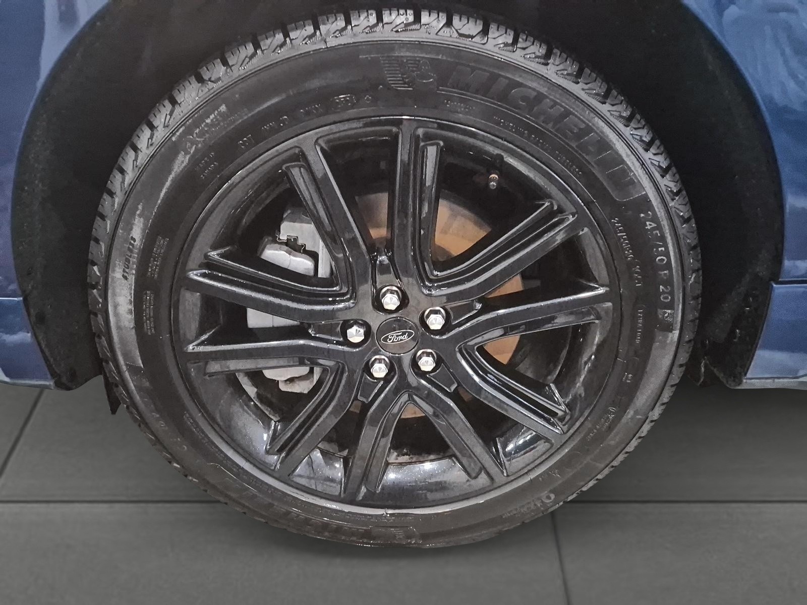 2022 Ford Edge ST Line