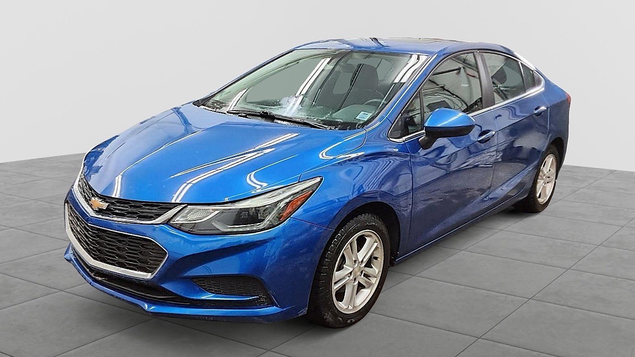 2017 Chevrolet Cruze  LT Auto
