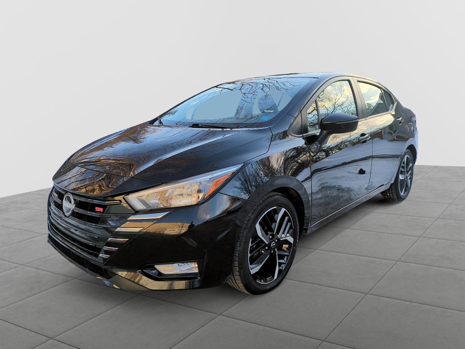 2024 Nissan Versa  SR