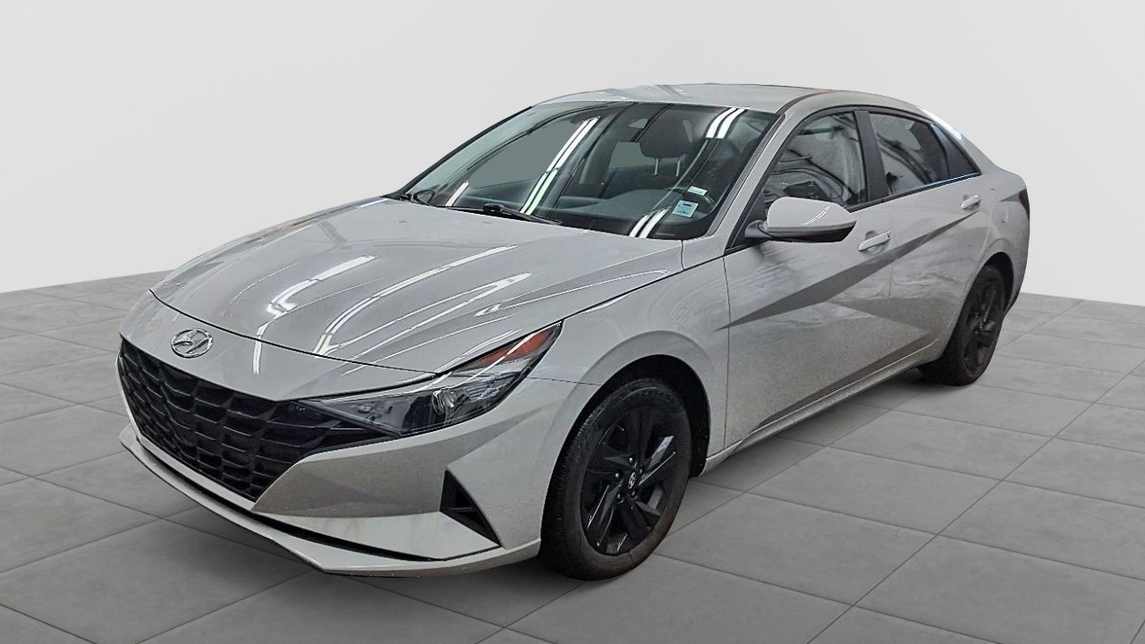 2023 Hyundai Elantra  Preferred