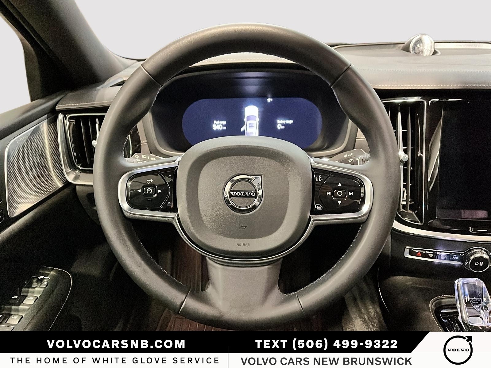 2025 Volvo S60 Plug-In Hybrid T8 Ultra Black Edition