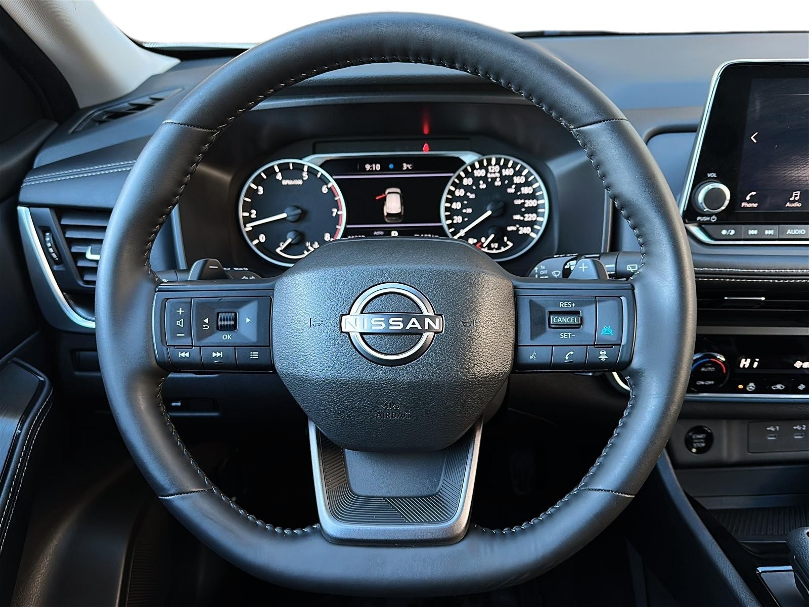 2025 Nissan Rogue SV Moonroof
